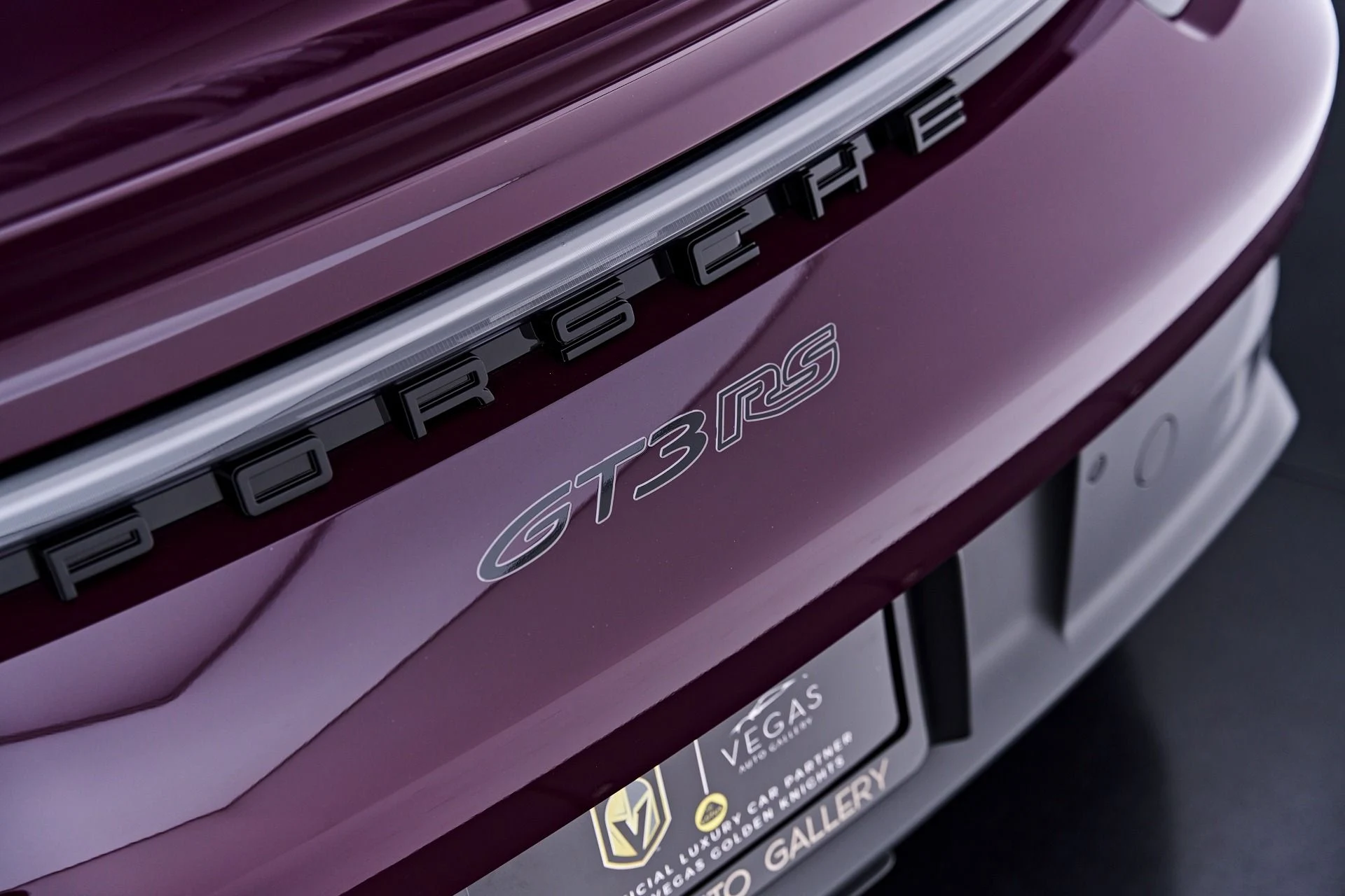 mph039_1225586300_Used_2025_Porsche_911_GT_3_RS_1784854070_b266c5ac91