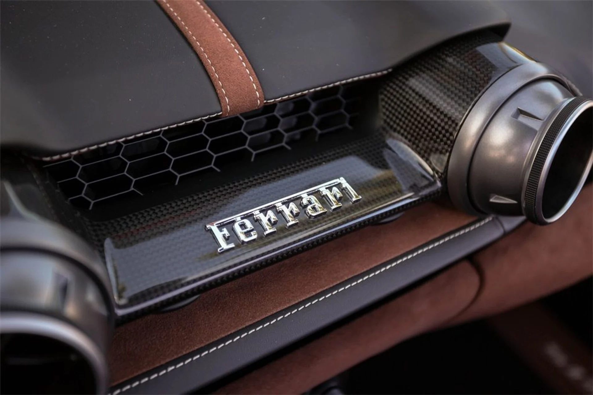 mph039_1226810659_c535810f6d84f7edea589a2413bd6984_dfb62d8cc0