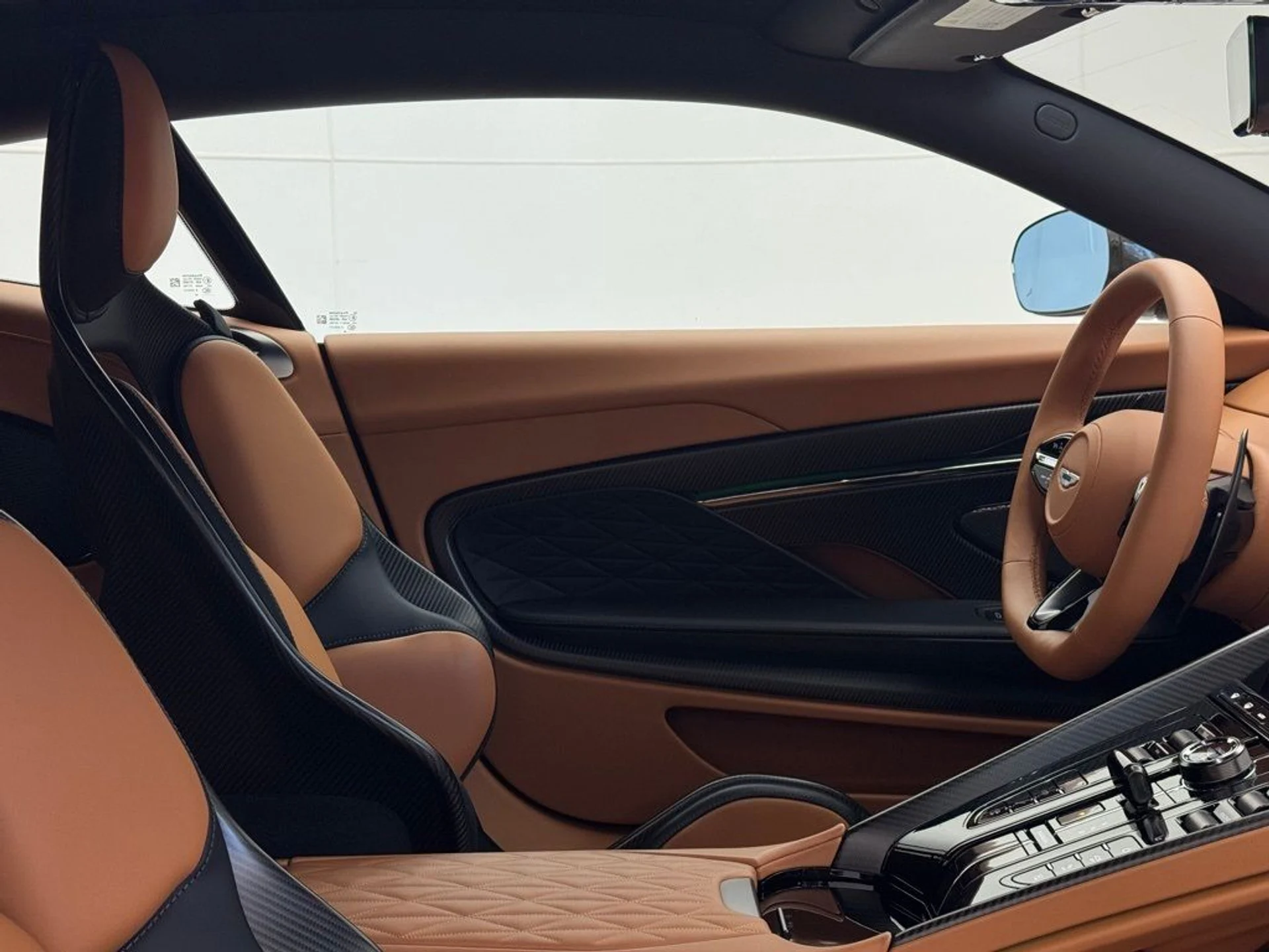 mph039_122998185_56vmhns7ap59jrf6trf8xmhl3tey_925b39c124