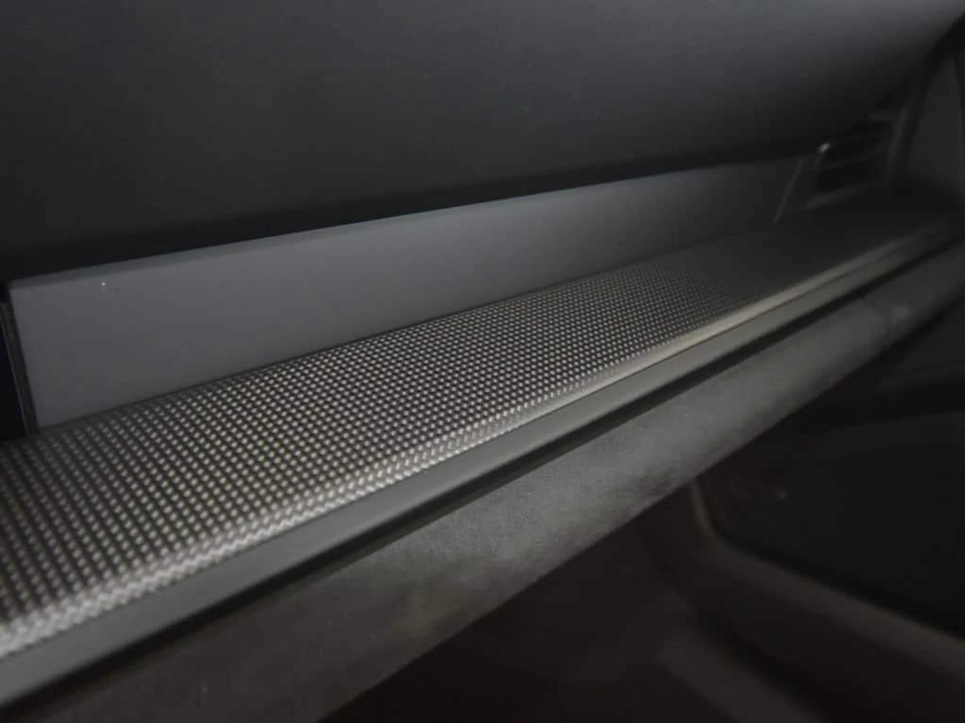 mph039_1234191950_a6508b88e101c44a64d524063d62a781x_94660d2312