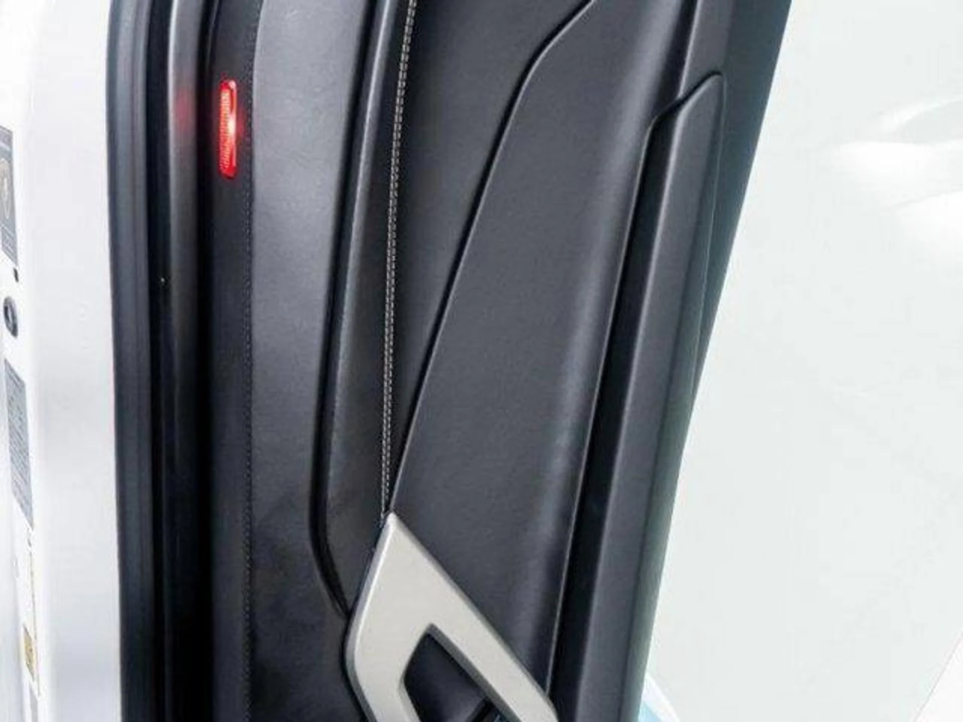 mph039_1234473066_S63p_EA_Bu_ZL_11_SGI_9_EI_Sg_FS_b_K_Yc_72e8d77230