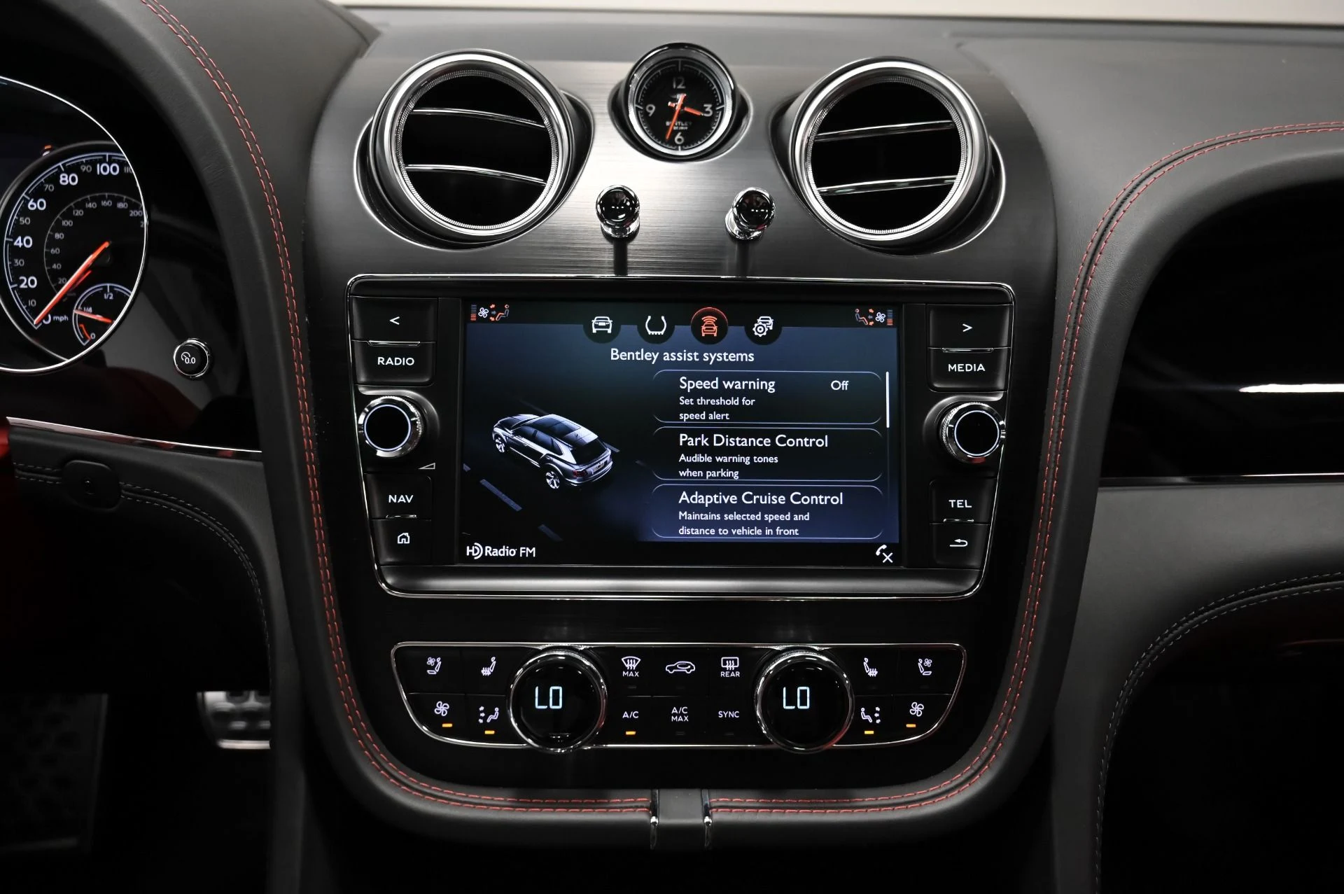 mph039_1244729342_Used_2018_Bentley_Bentayga_W12_1759788100_d4eb150196