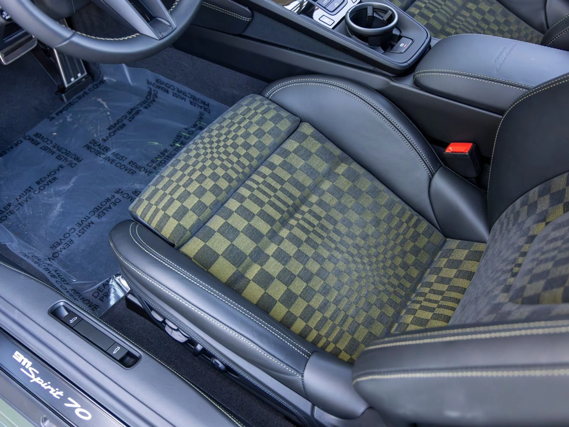 mph039_1248541689_40_3247f09981