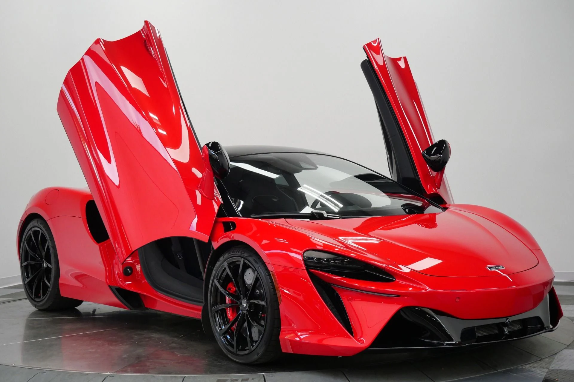 mph039_1254872381_Used_2024_Mc_Laren_Artura_Performance_Spec_Technology_Pack_1775235368_0c18571ab6