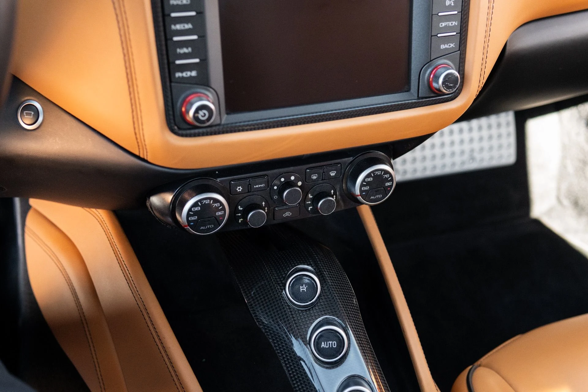 mph039_1259323428_Used_2017_Ferrari_California_T_1767065452_c71ca6e308