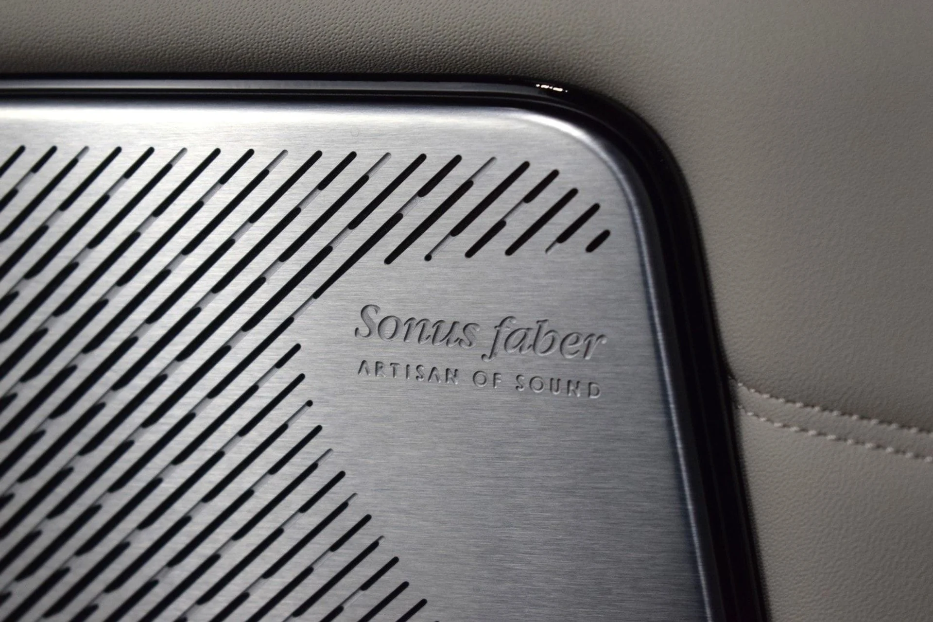 mph039_1261267511_2109ef9bad4c37f93ffcc05d1277f072x_6c522499e7