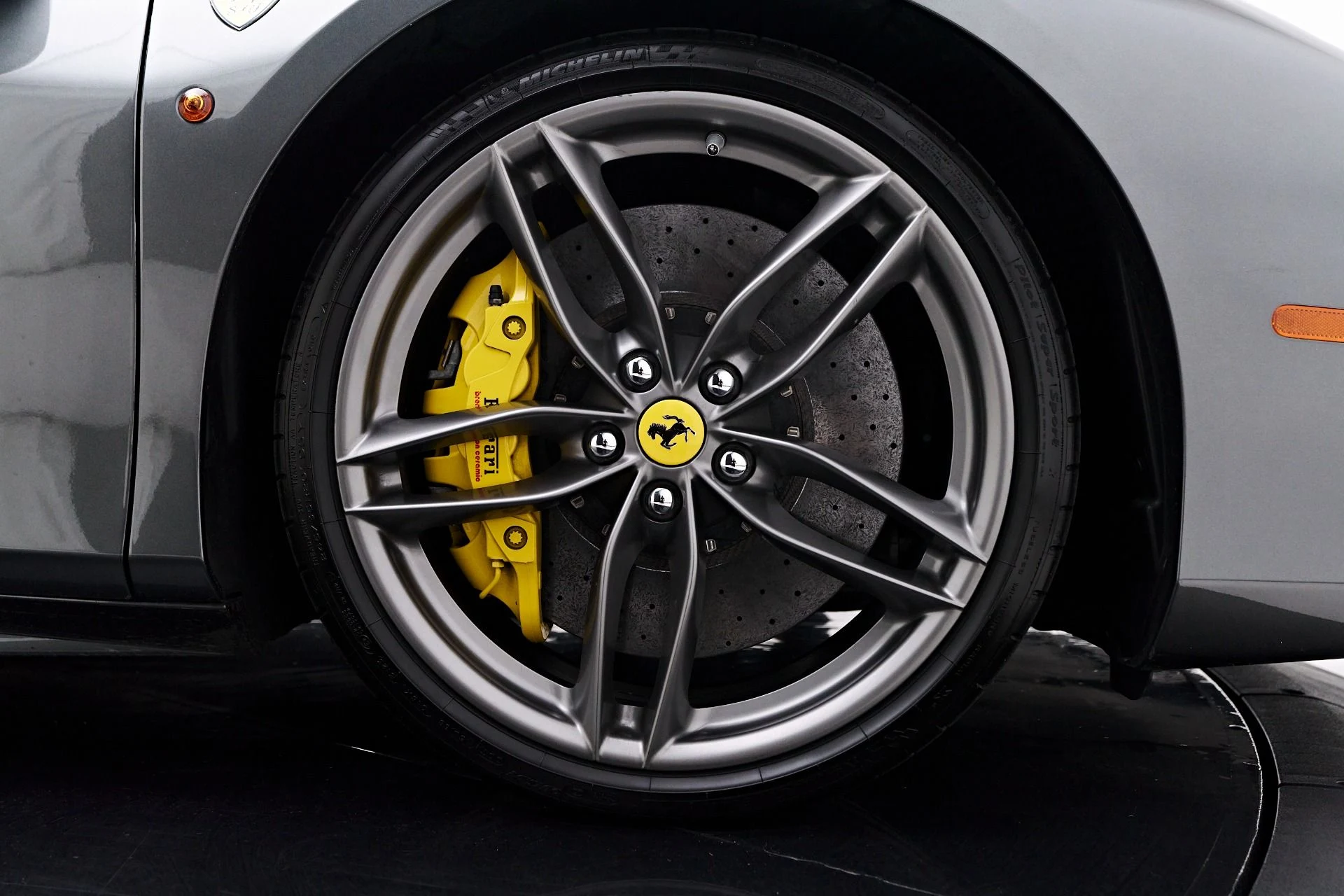 mph039_1272089792_Used_2016_Ferrari_488_GTB_Base_1755995759_d729e14464