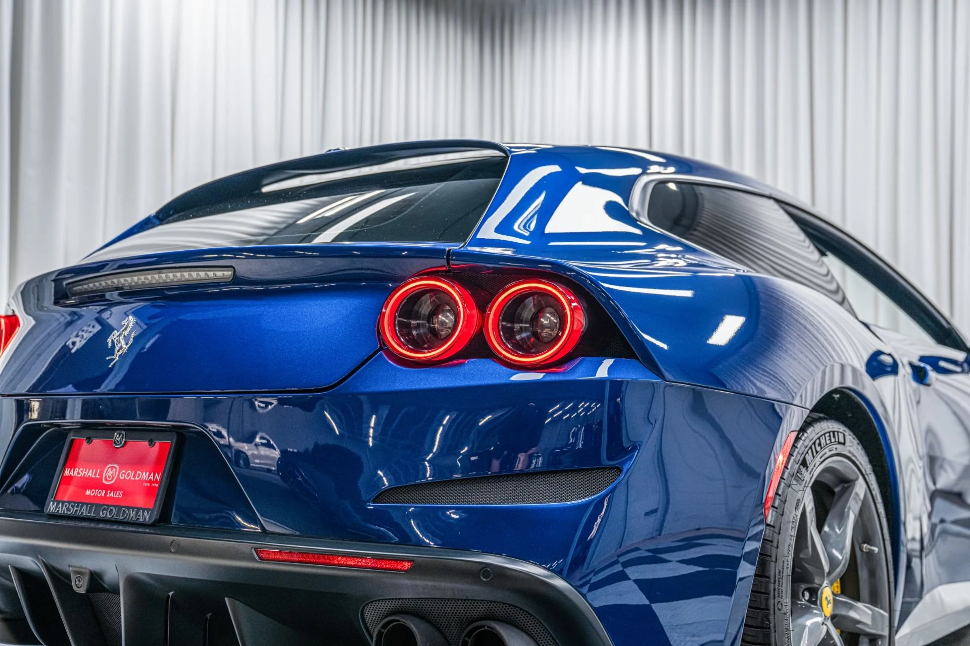 mph039_1303800235_Used_2019_Ferrari_GTC_4_Lusso_V12_1762198227_413a77a10f