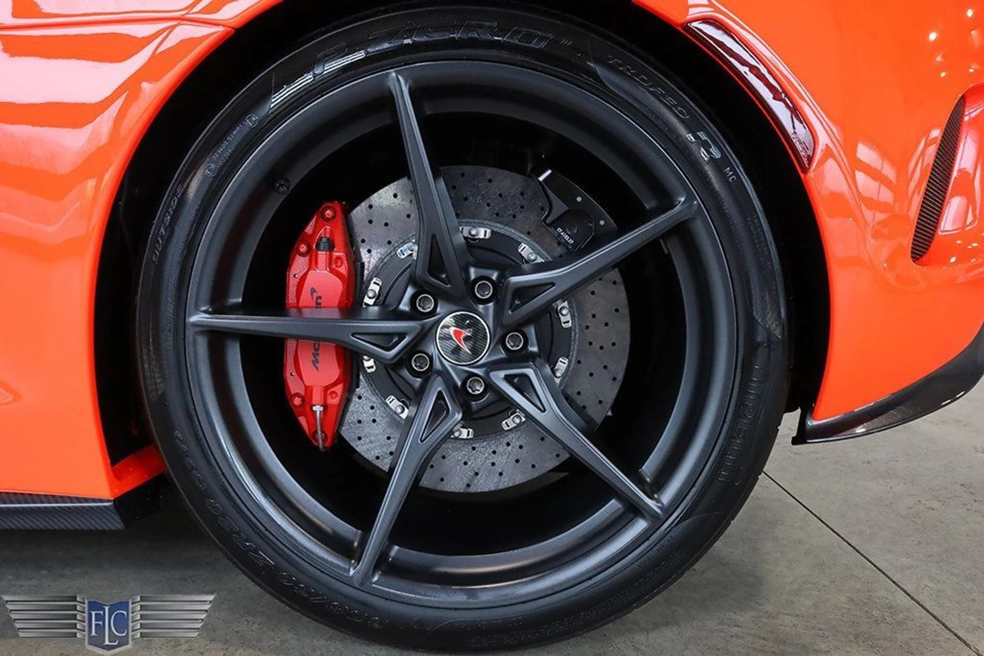 mph039_131338475_used_2016_mclaren_675lt_msocoupe_9689_22917250_40_1024_56d6a391c2