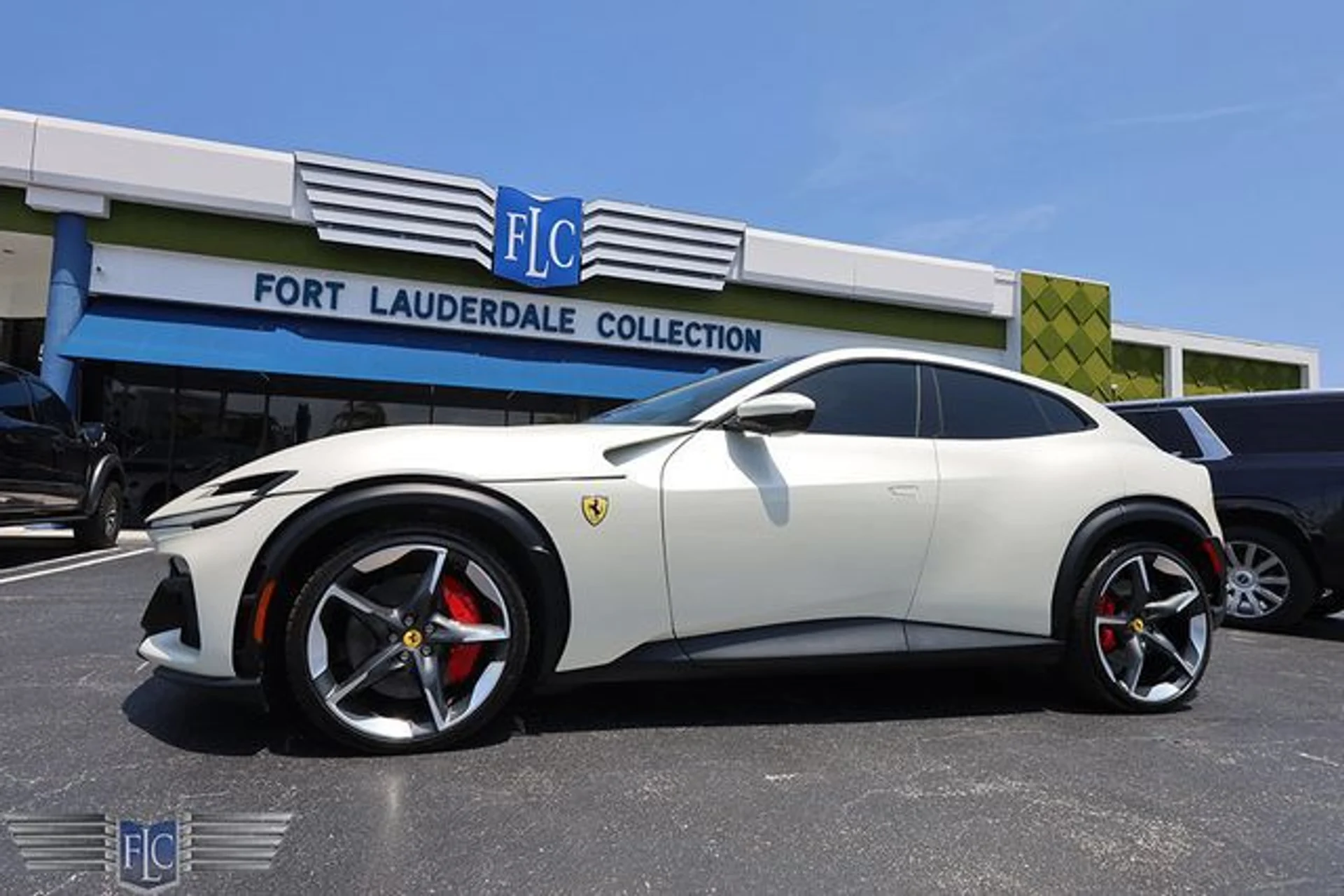 mph039_1317097155_used_2023_ferrari_purosangue_6305_23056070_44_640_541d69f7a0