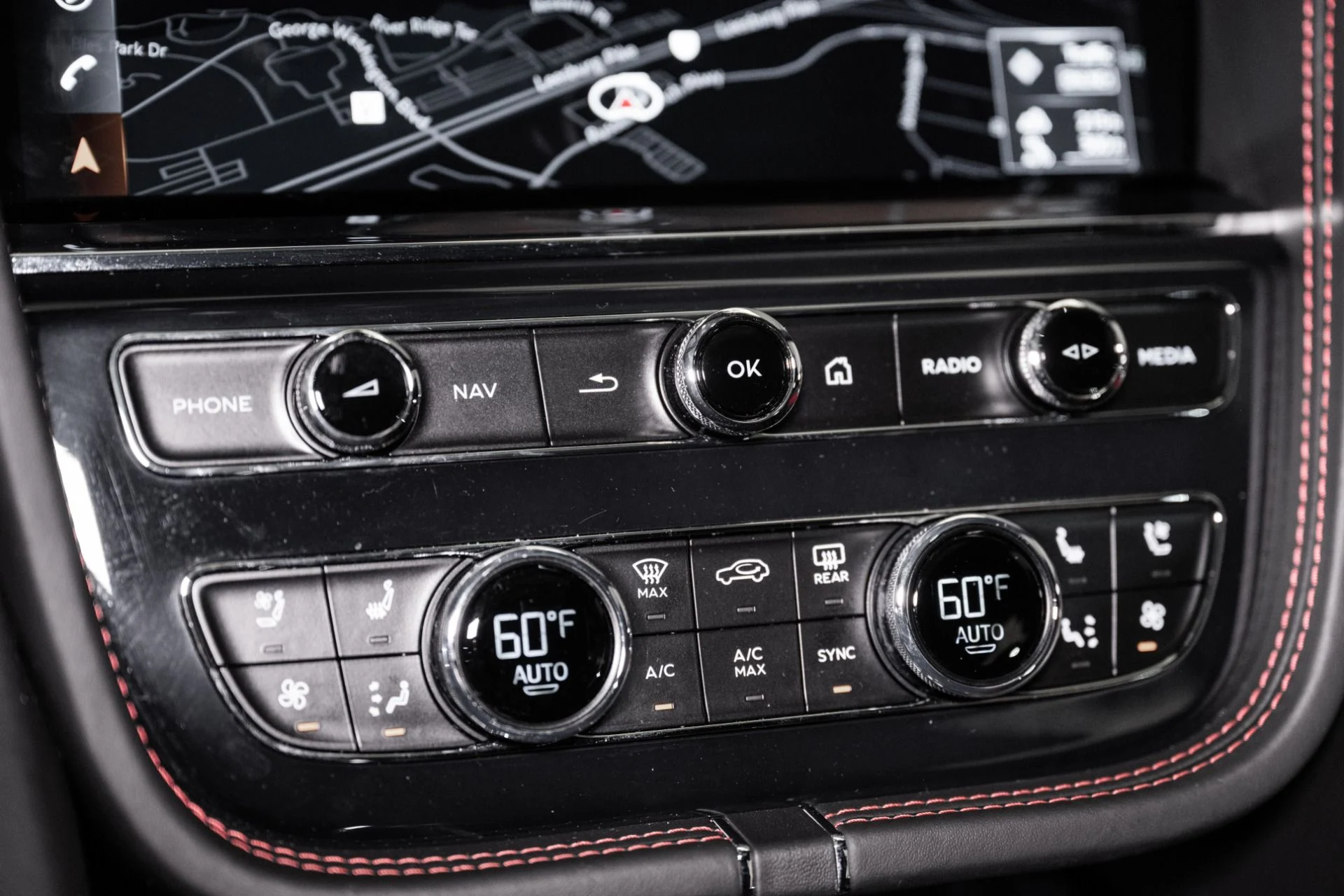 mph039_1327995821_Used_2021_Bentley_Bentayga_V8_1759421364_d9d5a9ea81