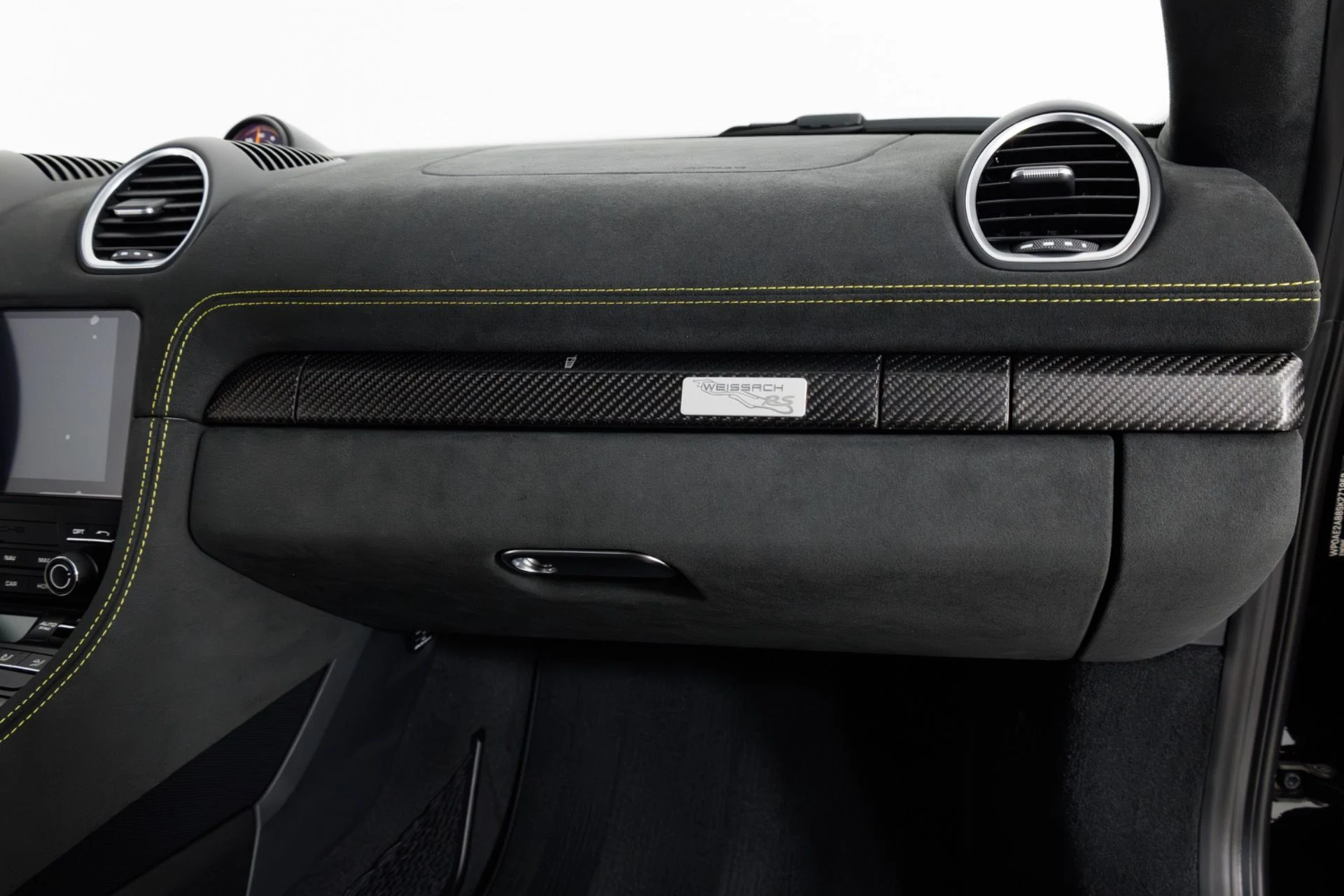 mph039_1349594652_Used_2025_Porsche_718_Cayman_GT_4_RS_1774365224_990097d935