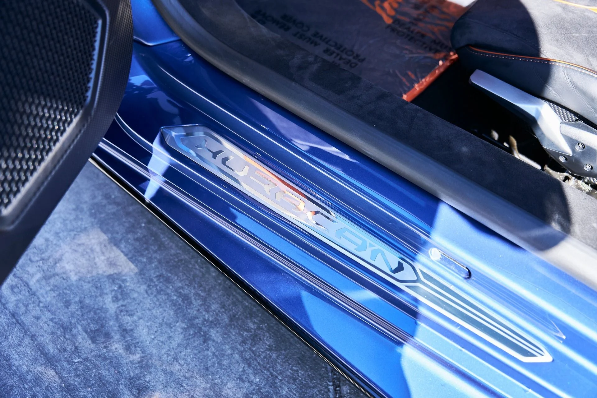 mph039_1355961567_Used_2024_Lamborghini_Huracan_Tecnica_Base_1773278452_3cc530df04