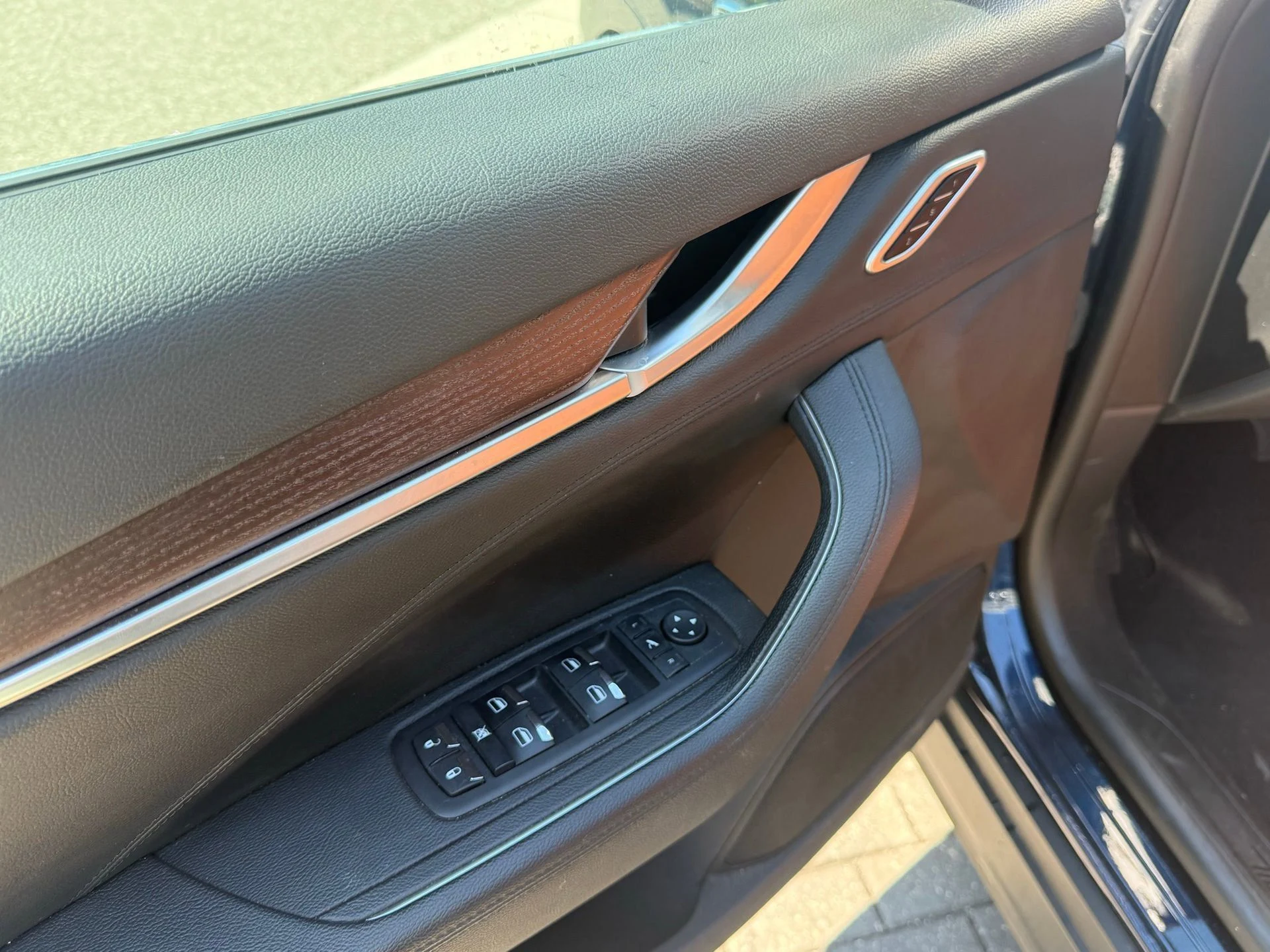 mph039_1356190828_fb94260de27b46a9bd977d4935ef2259_fbe839aee0