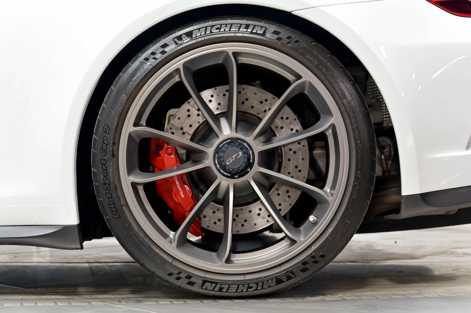 mph039_1391719811_Used_2018_Porsche_911_GT_3_1778195447_9c2c646541