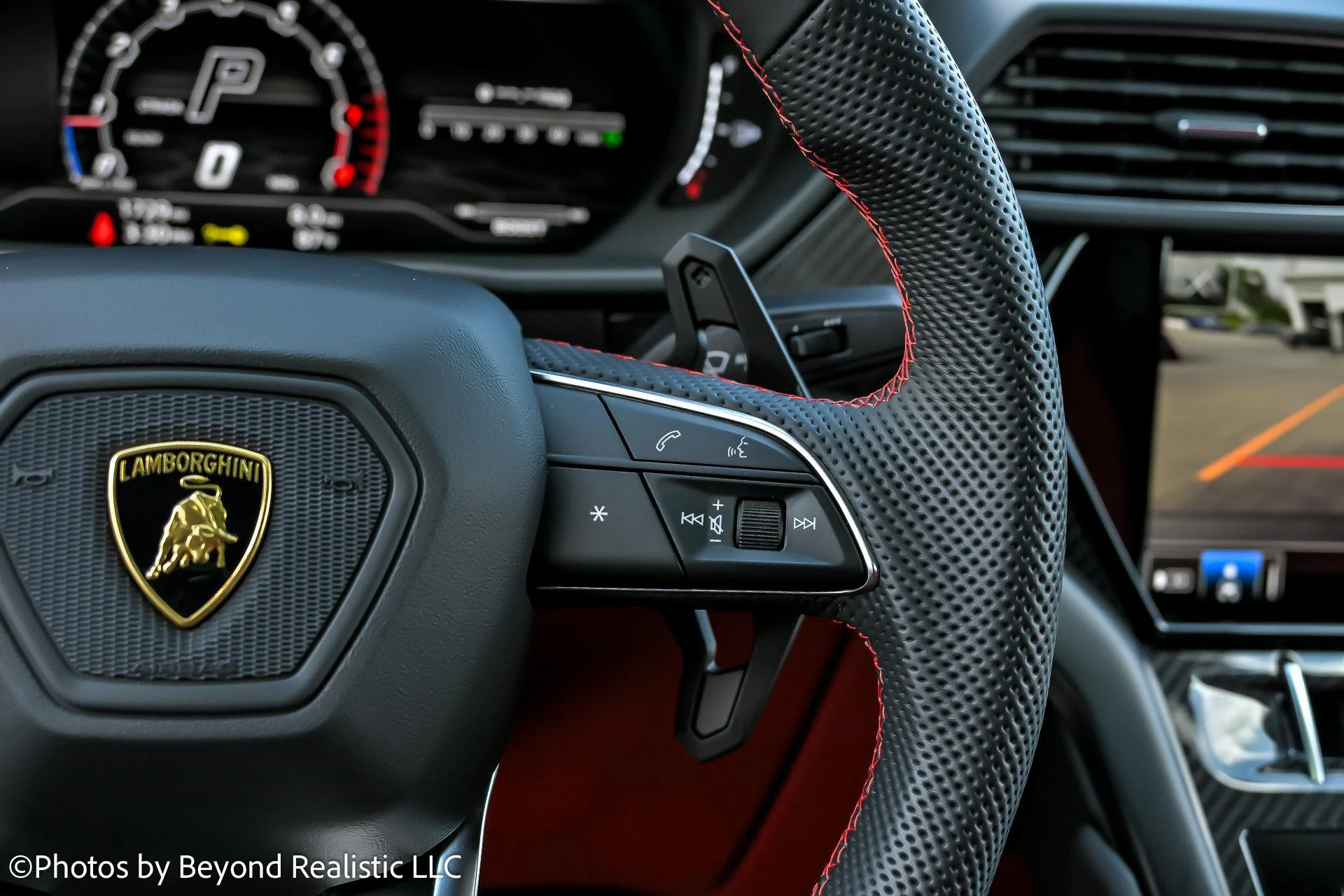 mph039_1416358484_Used_2022_Lamborghini_Urus_1753948944_06de6d5f60