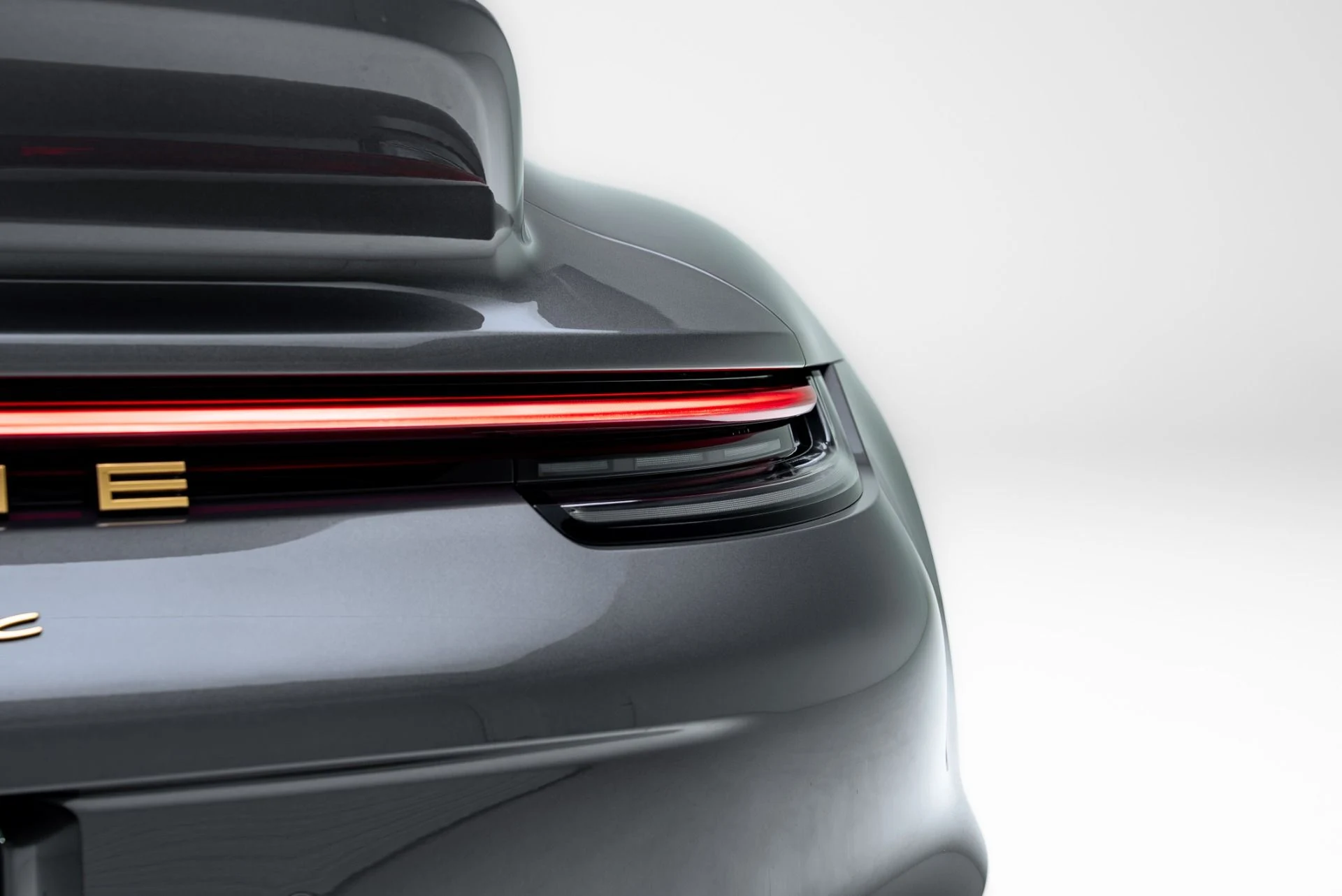 mph039_1418755416_Used_2023_Porsche_911_Sport_Classic_1776441930_b5993b7ed5