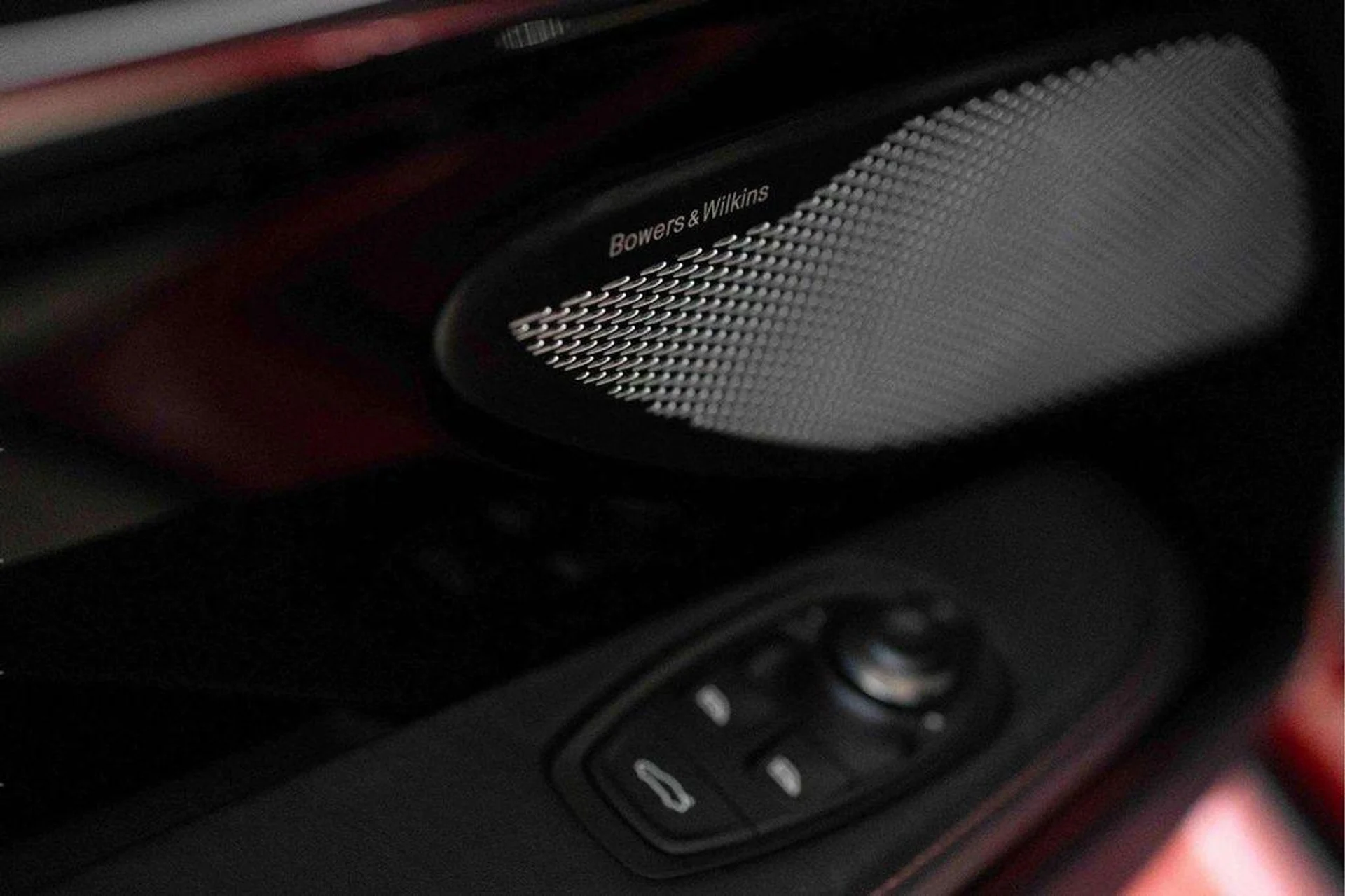 mph039_142303151_Tx_DS_Lhd4_US_Gbv_Hgih_S0_T4c_Xn_Dt_Q_cb0deea3b0