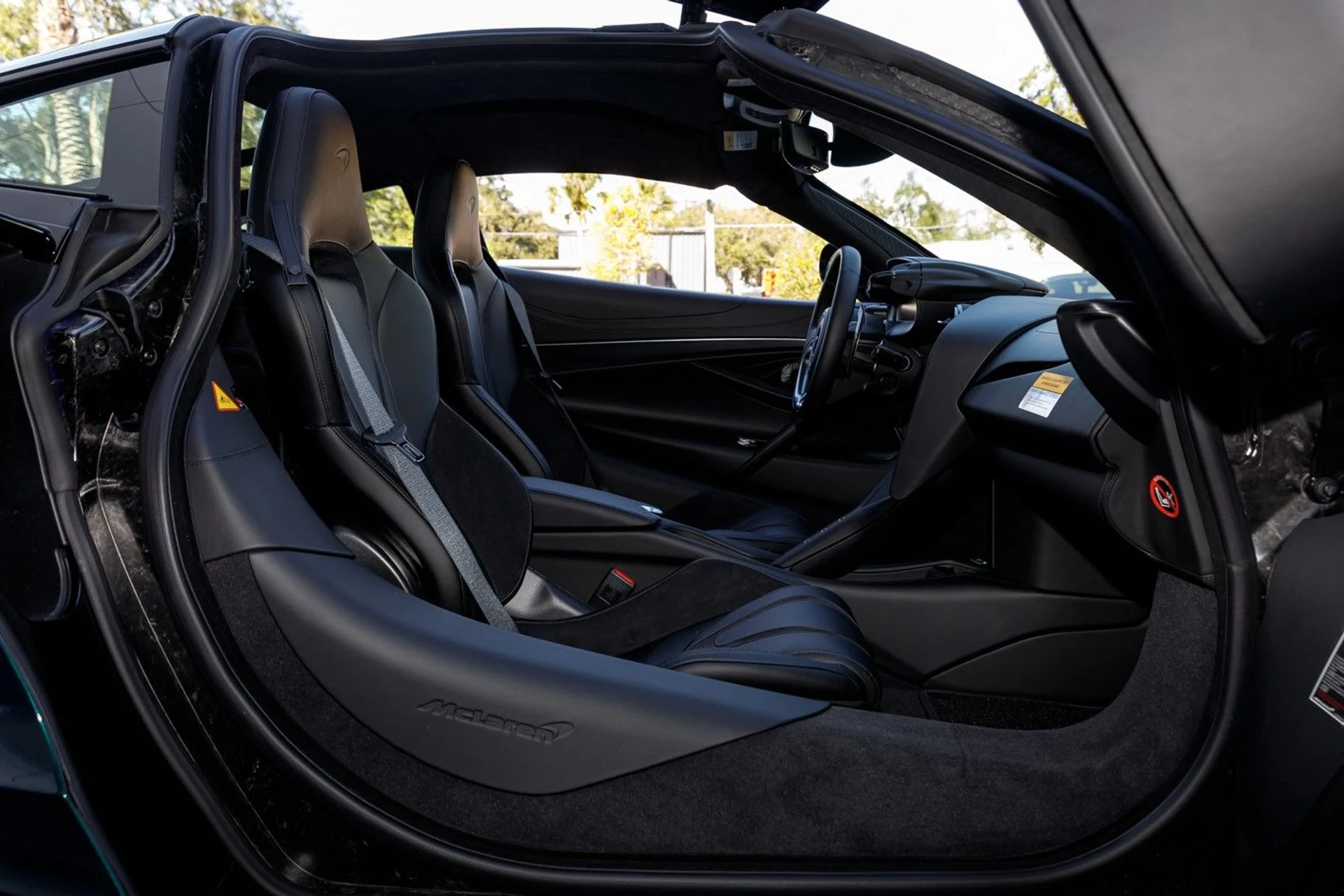 mph039_1435440129_646_p40_l_c2fffa8664