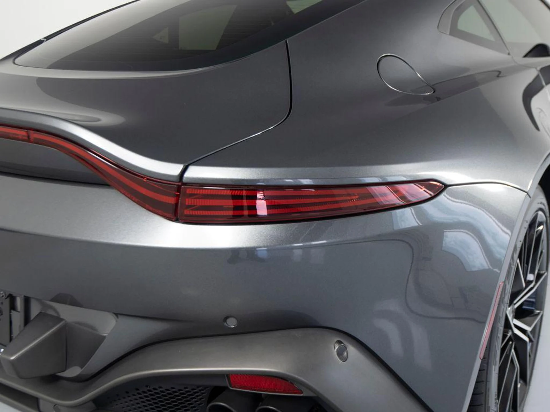 mph039_1440369340_7_N1dr3p_WBSU_Rf_R6_A_Um_HNXOPLE_3f29aae6a8