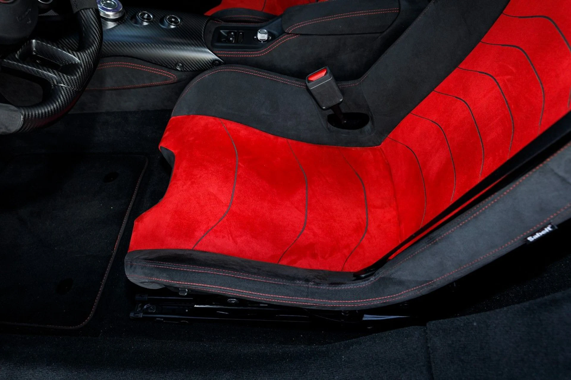 mph039_1443130481_641_p40_l_55a69358fb