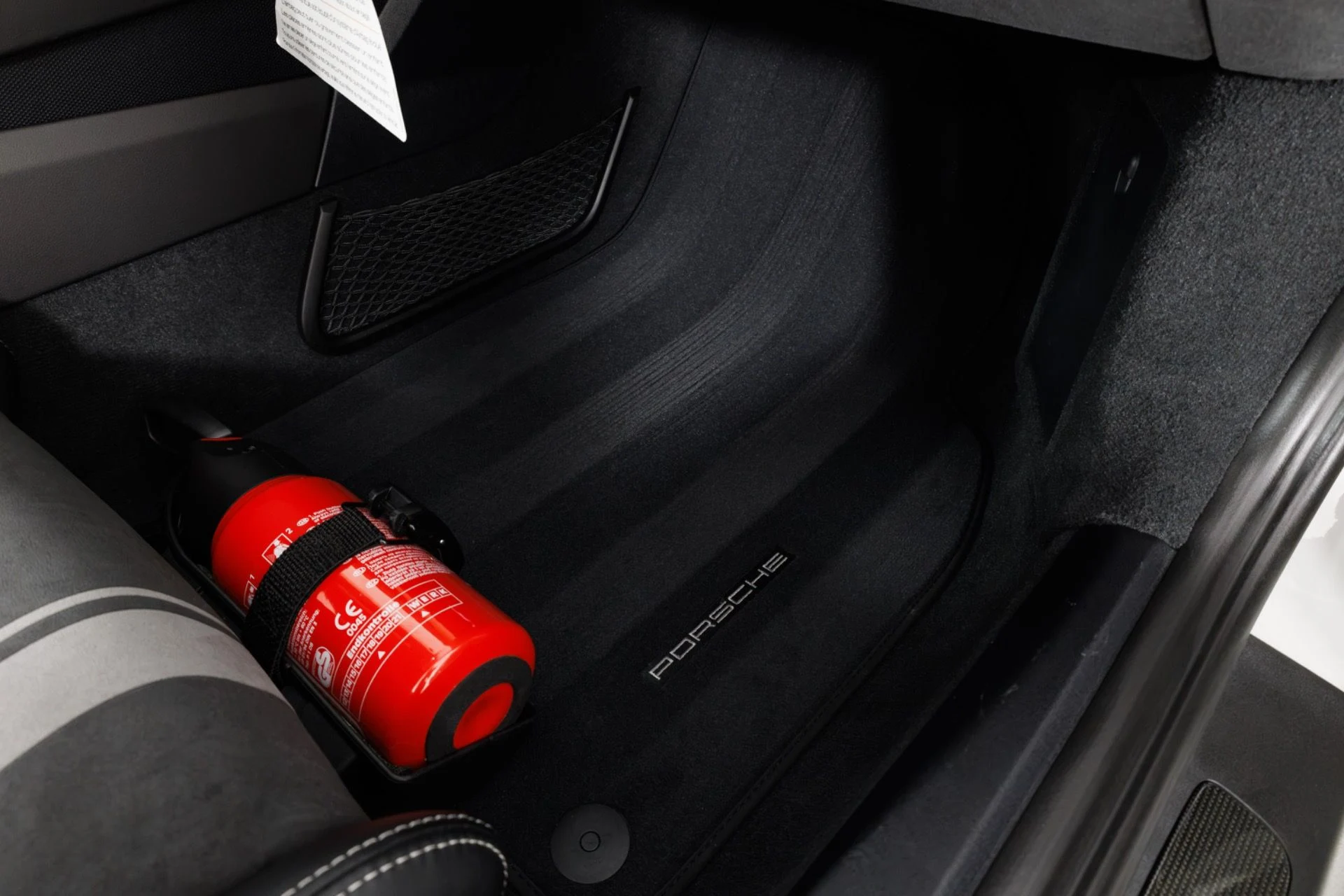 mph039_144418263_Used_2018_Porsche_911_GT_3_1782944827_cb081205f3