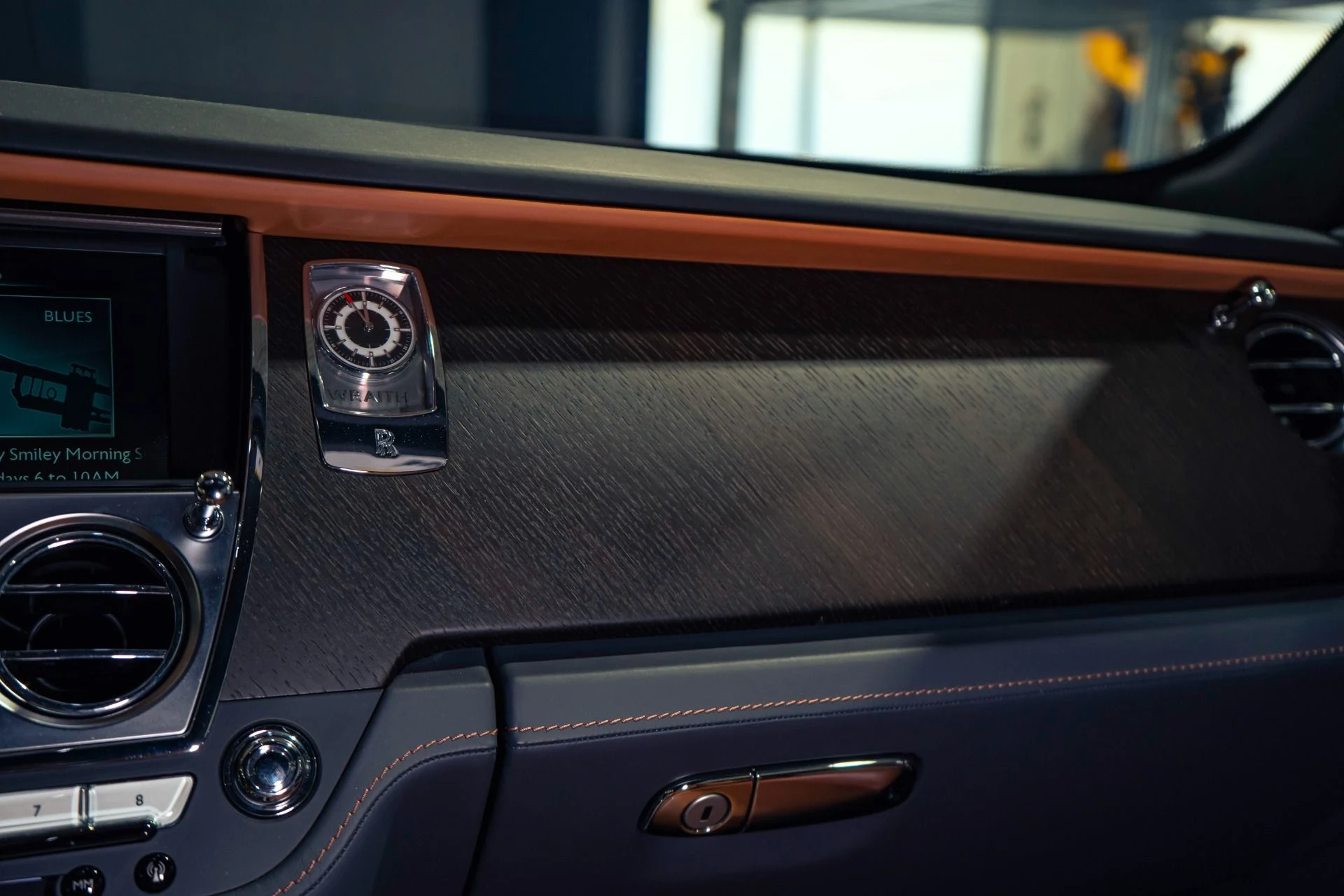 mph039_1468988996_Used_2018_Rolls_Royce_Wraith_RARE_1_of_55_Luminary_Edition_1789486734_4fd5f080e6