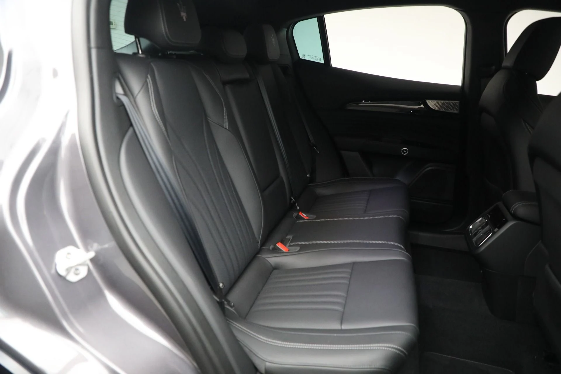 mph039_1493549756_New_2025_Maserati_Grecale_Folgore_c6d0cd069c