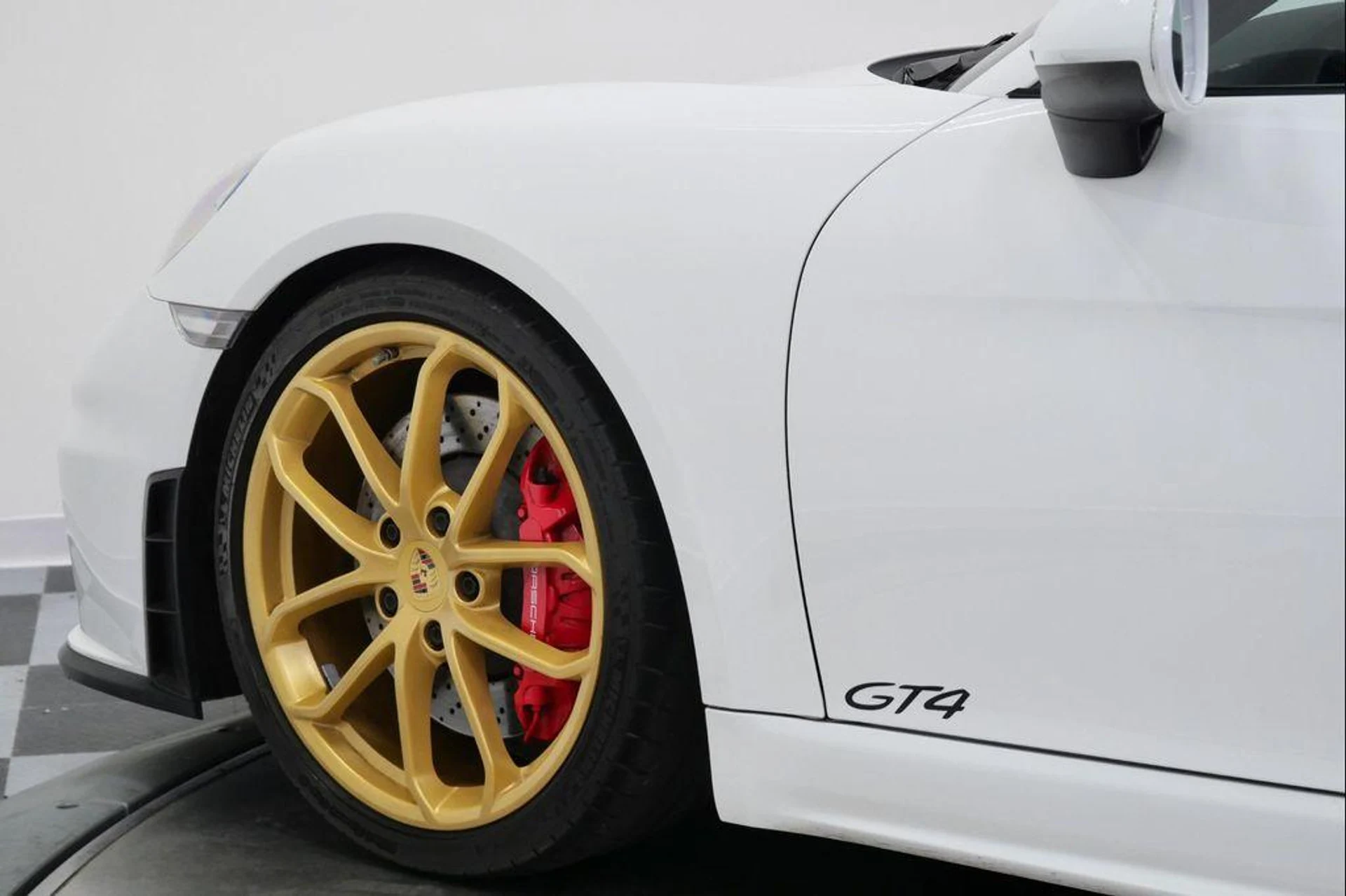 mph039_1519965403_YSS_7ibo_R_Yc_V6ap_EM_Vn4_US_6_Ko_X_Gw_ebc5636d50