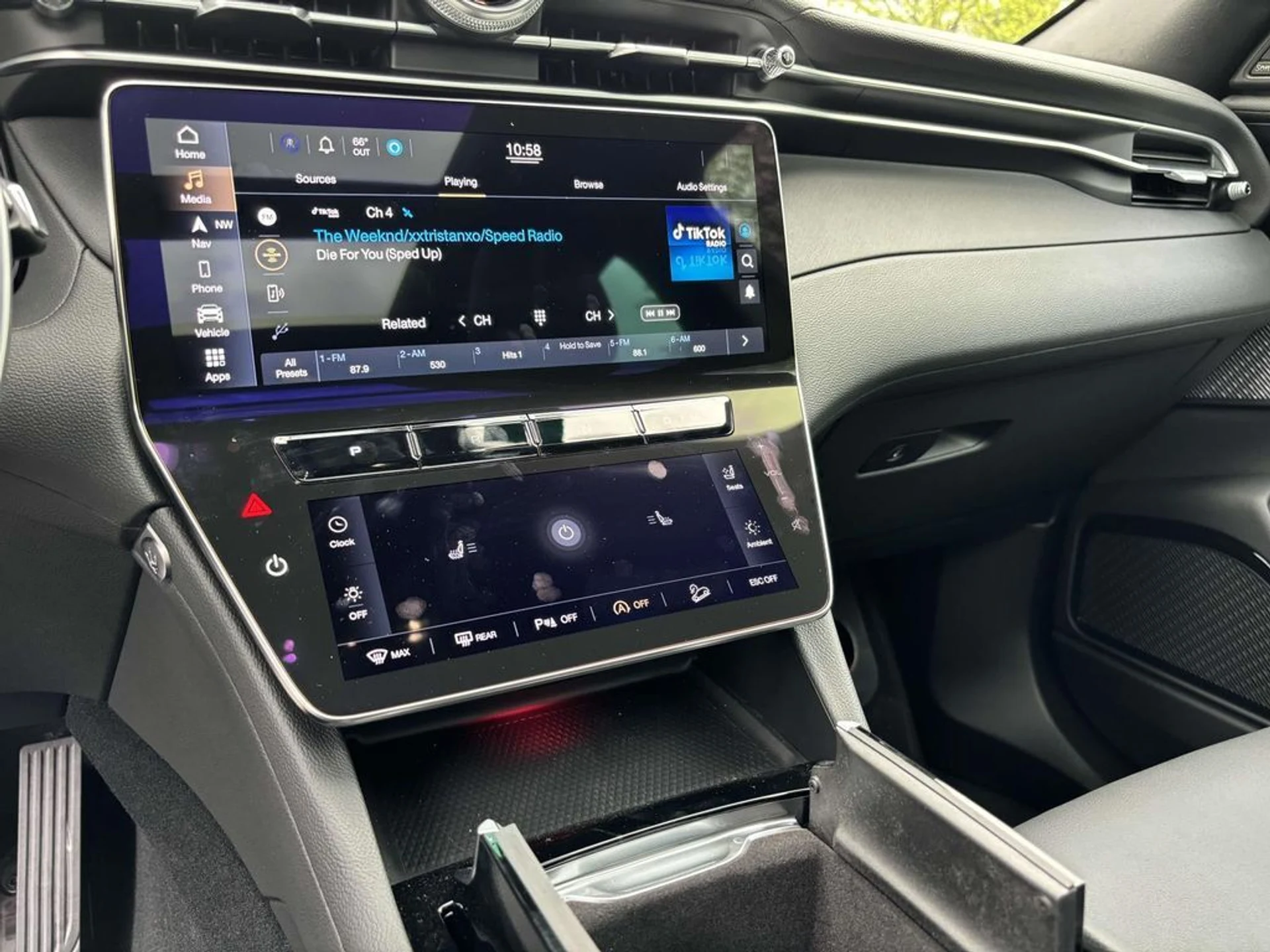 mph039_1522453582_cc43fb5a7e474da93e02ffa8f3f5acf3x_4ecc86f164