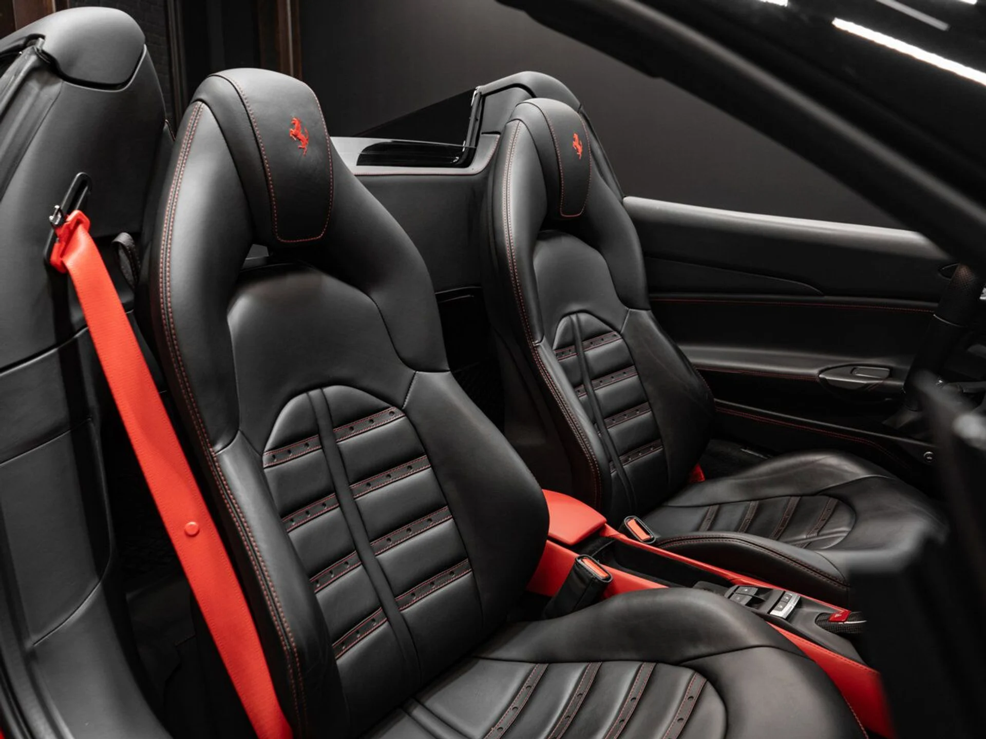 mph039_1526356577_ferrari_488_spider_2018_bbc6f3abd0