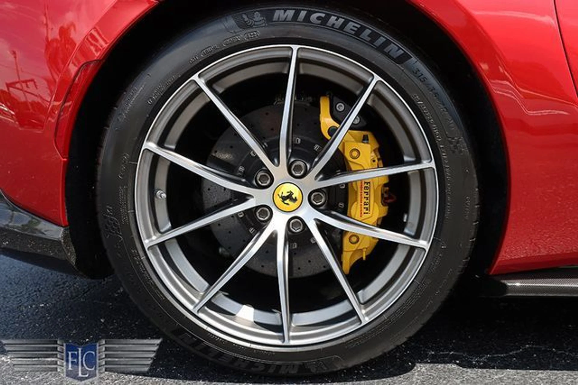 mph039_1542275000_used_2021_ferrari_812_gts_convertible_6305_23078569_44_640_8624dbfde8