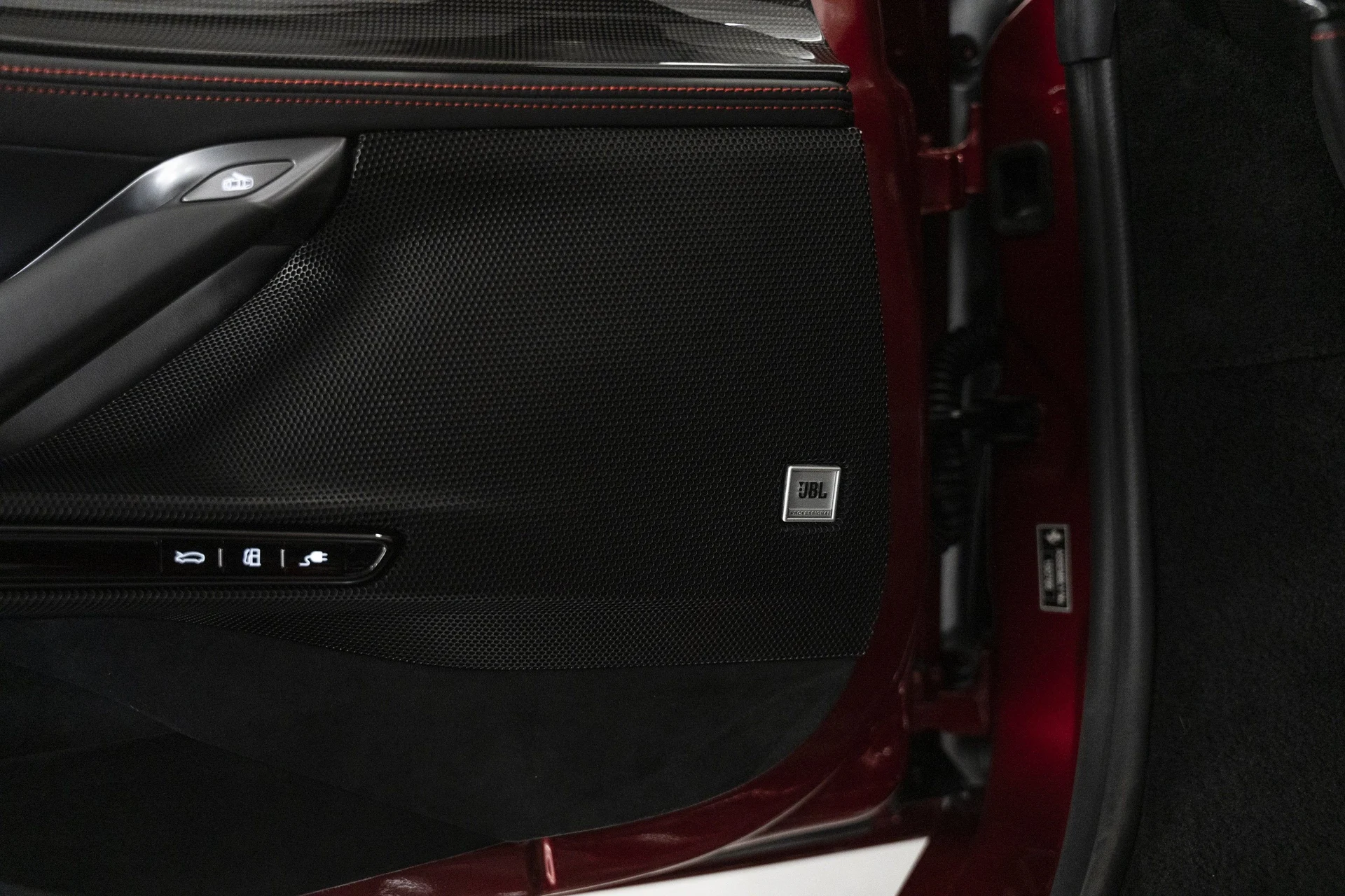 mph039_1544749249_10f513f9679a4dd69887e4679bf34ef6_b7d2f645ee