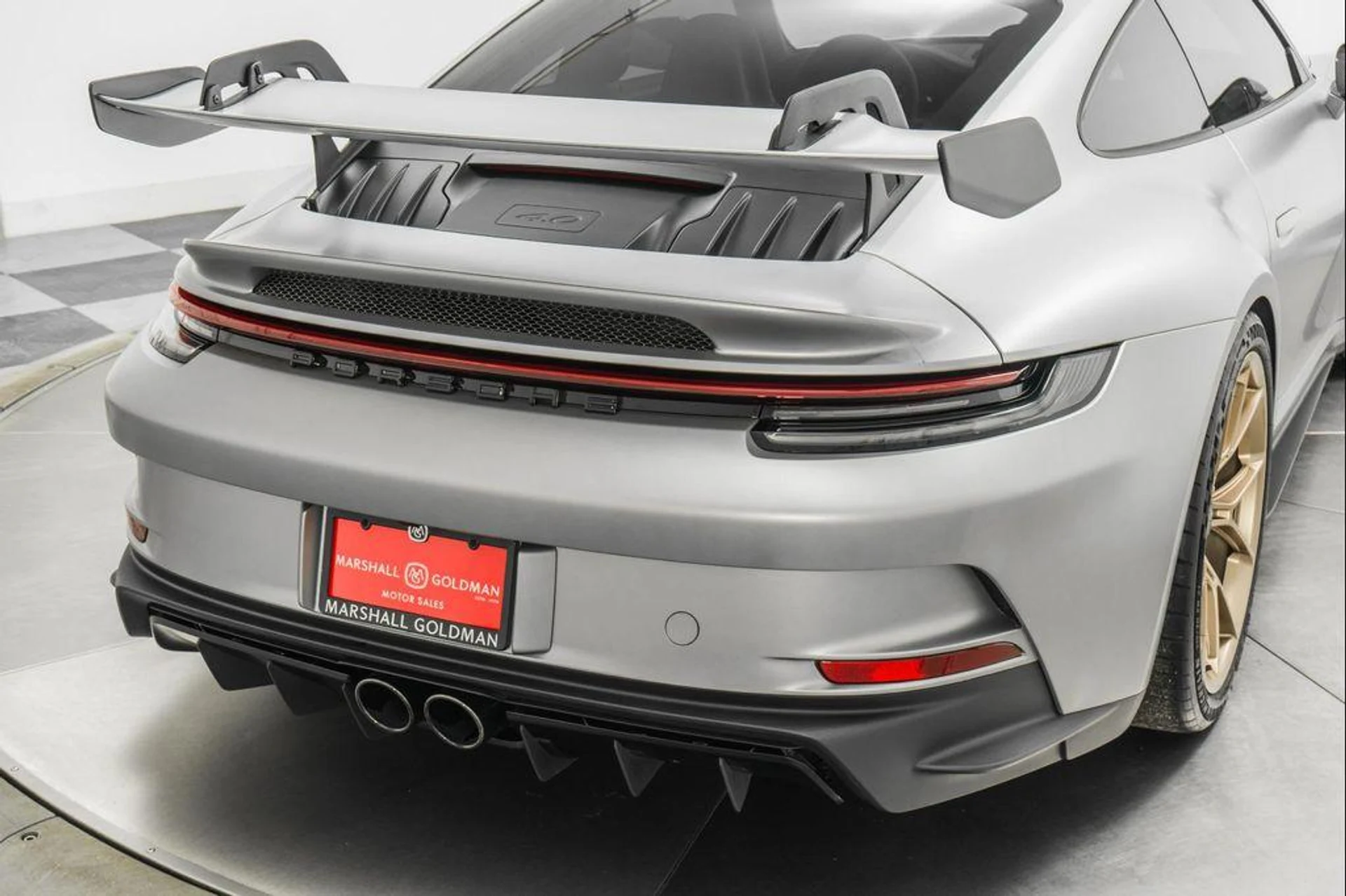 mph039_1550181114_R3_G_Akug_Hyjf_T8_Lr_U32kam_N_Bursc_219ced5e2c