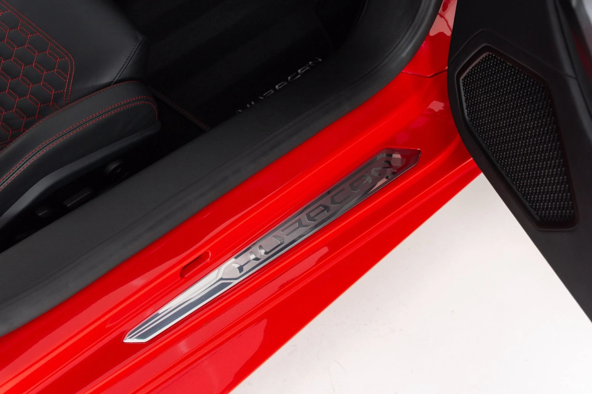 mph039_1575198158_Used_2017_Lamborghini_Huracan_LP_580_2_1787346285_9850aafabc
