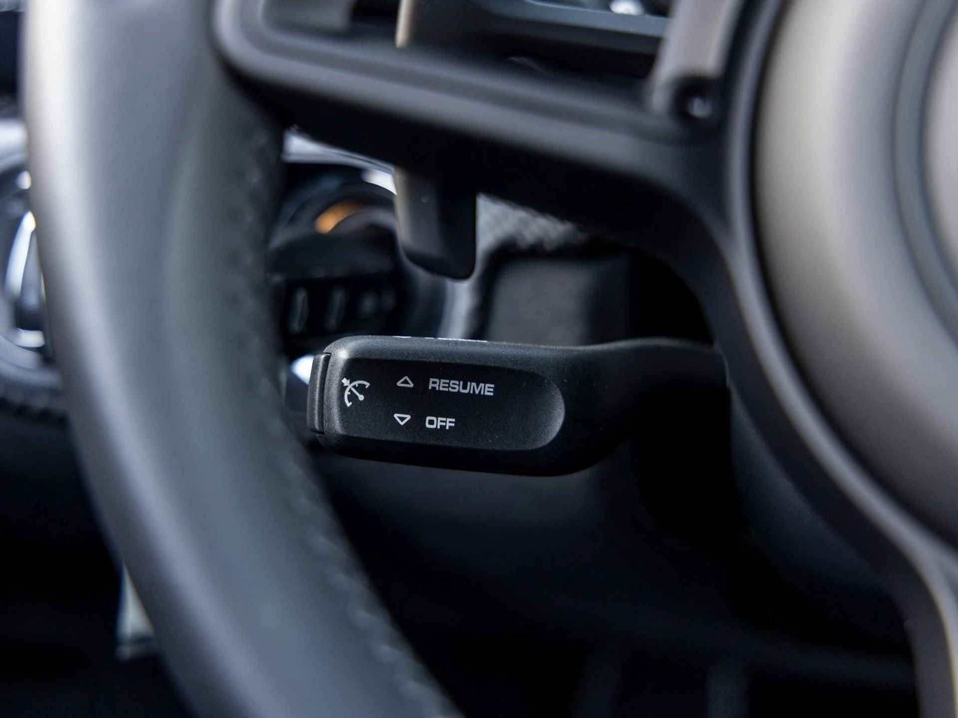 mph039_158332340_40_57c36d63b5