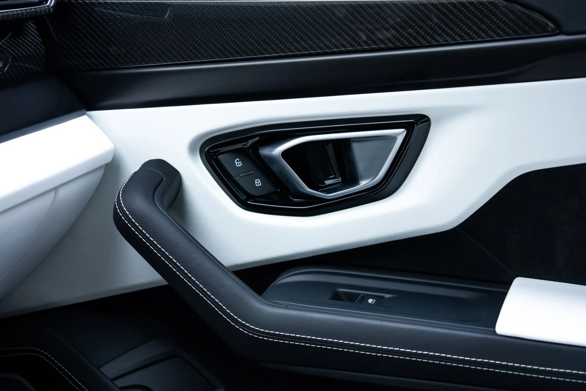 mph039_1600152447_Used_2022_Lamborghini_Urus_1775598124_126f31e278