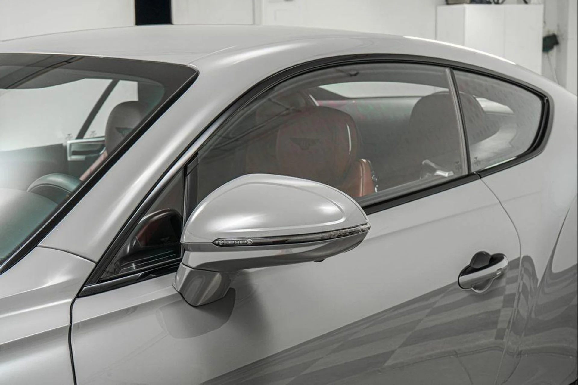 mph039_1606293317_fva8_Q3w_Sb_MUDNH_31o_L_Jt_Nh_Q_Il_Do_d9cc9fd532