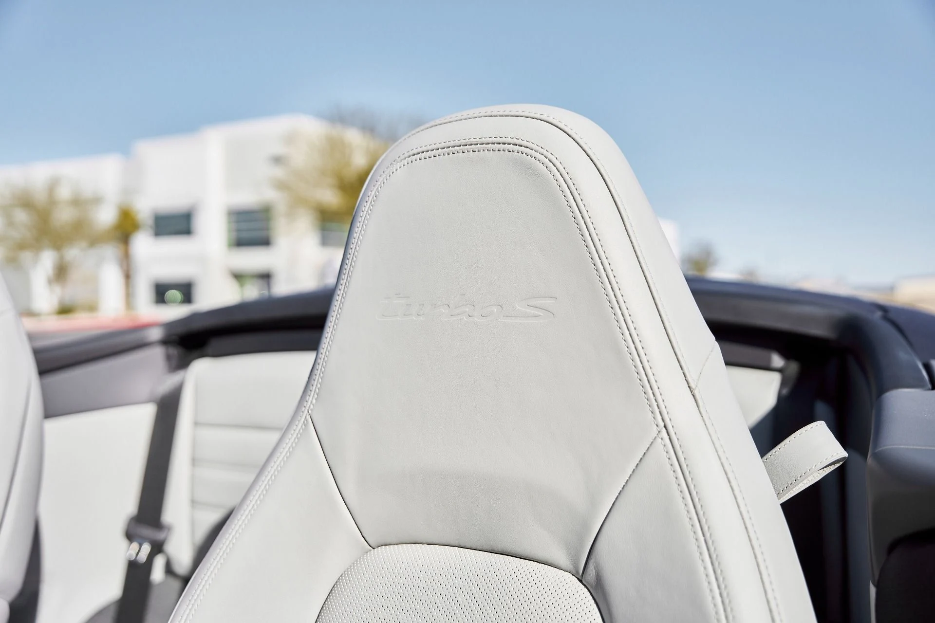 mph039_1626968647_Used_2022_Porsche_911_Turbo_S_1770670645_379fd0bc2d