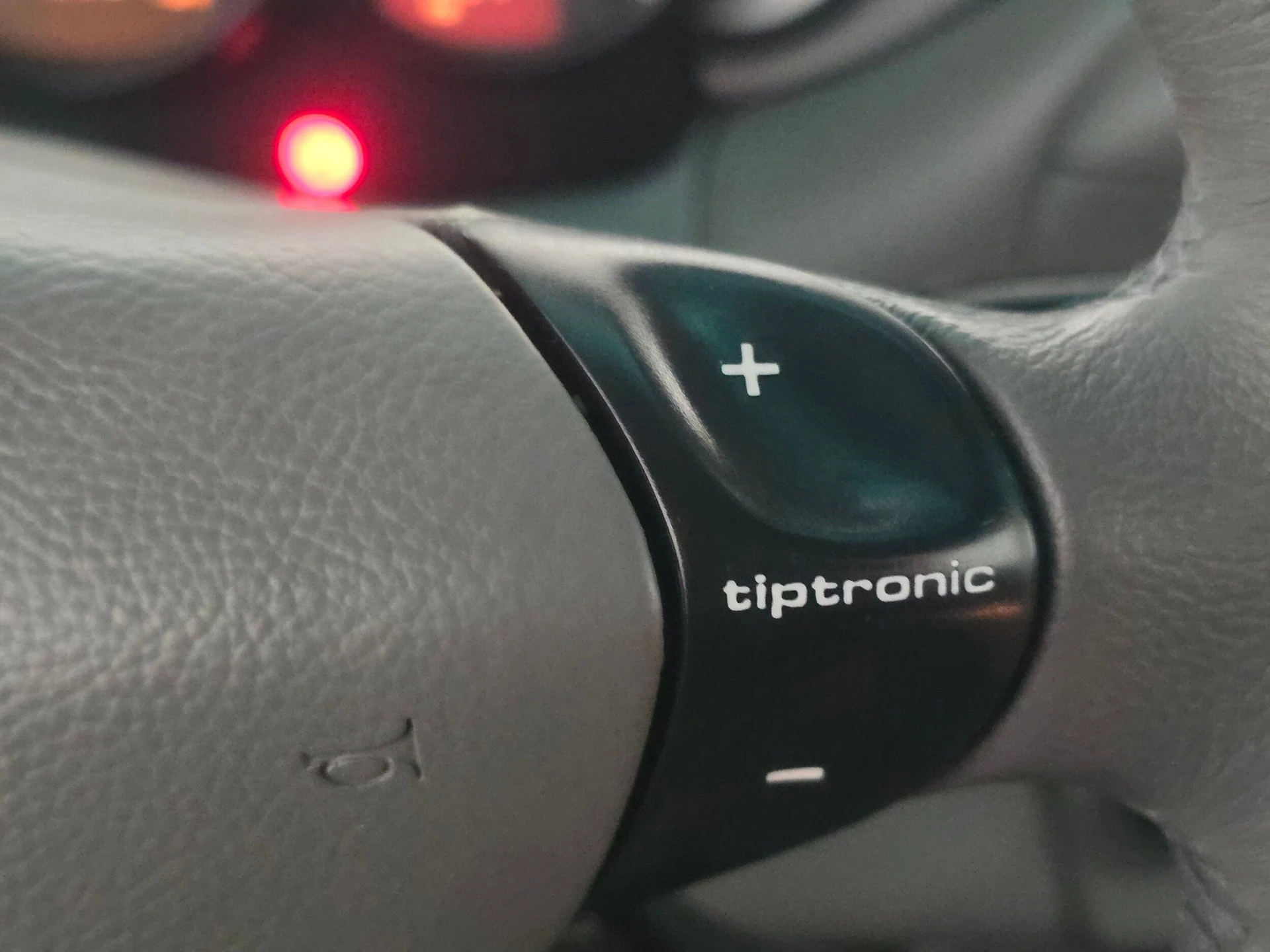 mph039_163603635_3277994aee4b13af9cd2e6dd24485393x_f6e2e1d756