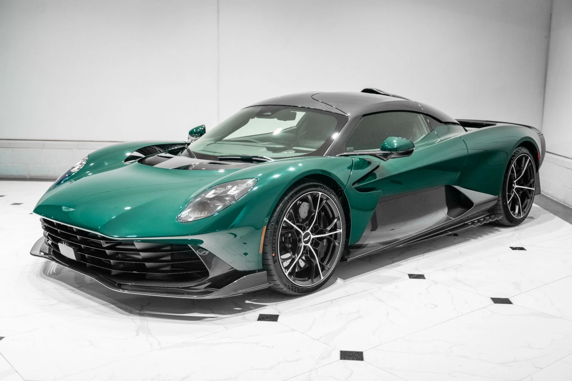 mph039_1636161958_New_2026_ASTON_MARTIN_VALHALLA_COUPE_1775321272_f9bb65bfbc