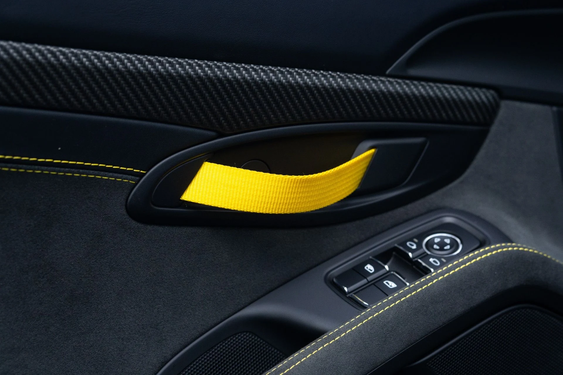 mph039_1643238926_Used_2024_Porsche_718_Cayman_GT_4_RS_1775021157_70efc3d3b5