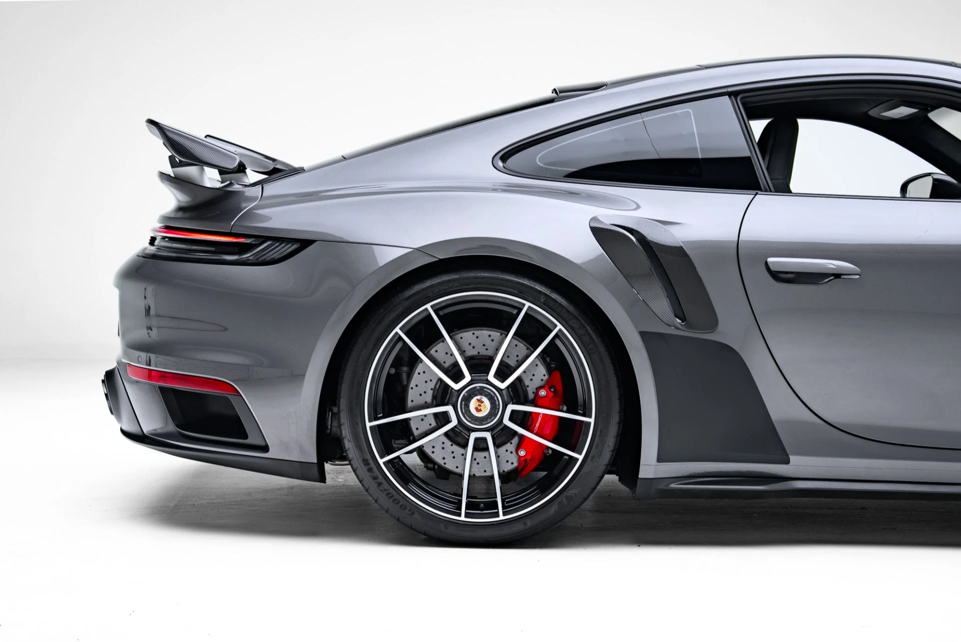 mph039_1654549065_Used_2021_Porsche_911_Turbo_1771625049_4ce6edcb69