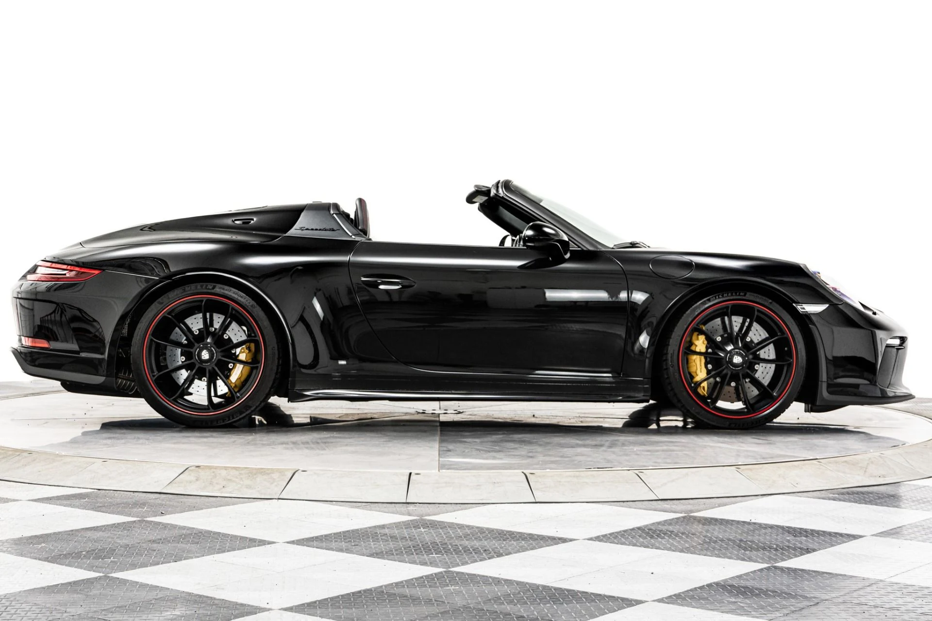 mph039_1660120304_Used_2019_Porsche_911_Speedster_678_of_Only_1948_Built_6_Speed_Manual_1787949099_3cefc427dc
