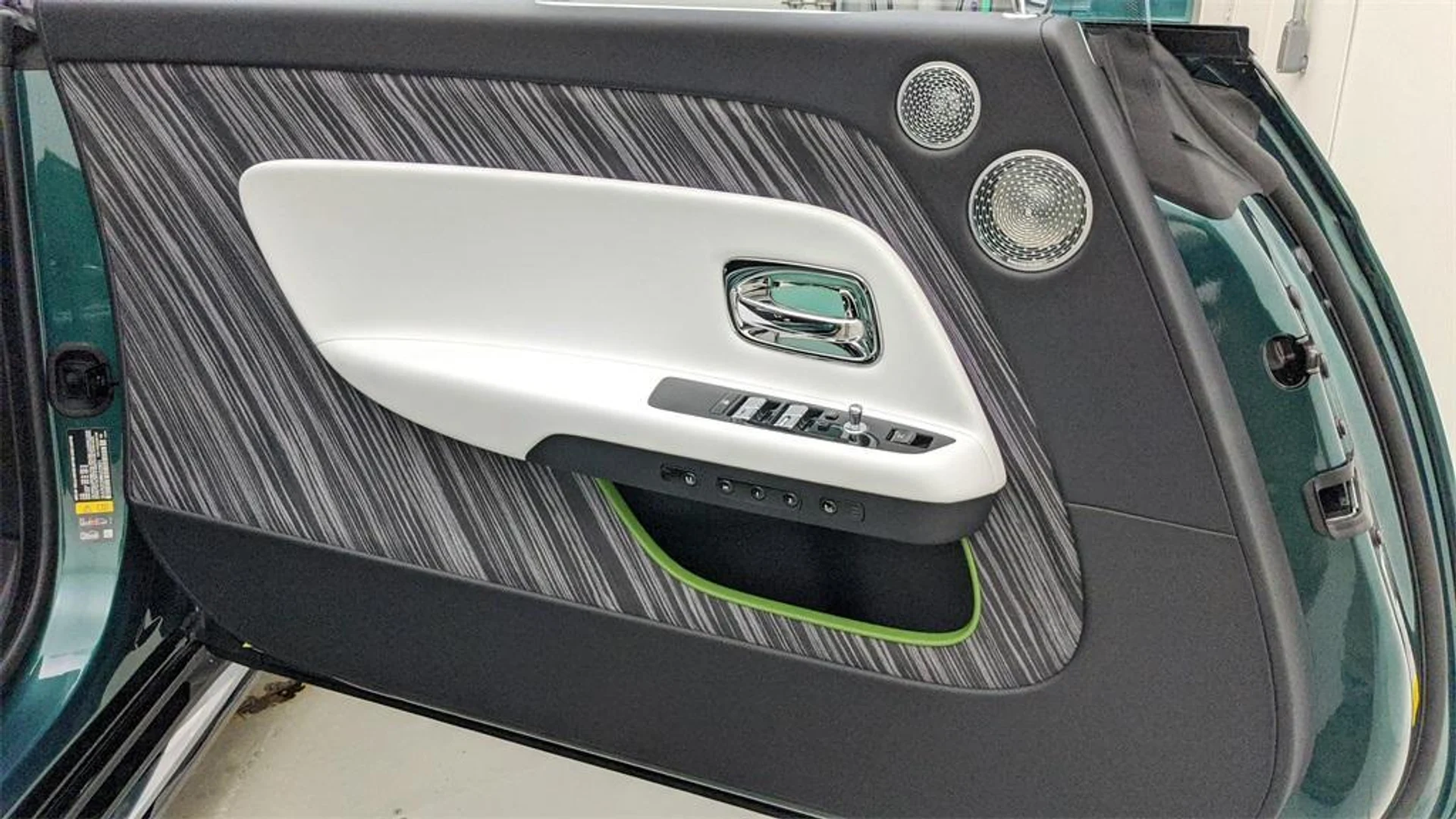 mph039_1668185104_Eijy_Df_RX_6_Fo_bbu_Ti_N_e4_Nd34c_E_524ea5f0b1