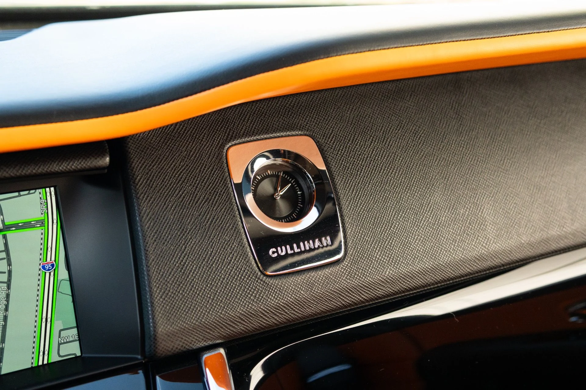 mph039_1673010517_Used_2019_Rolls_Royce_Cullinan_1769627245_4f1ceef3ba