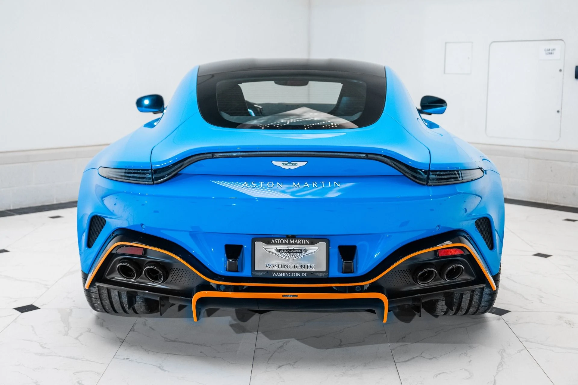 mph039_1680789212_Used_2025_Aston_Martin_Vantage_Coupe_1737041109_a39dd9e4ab