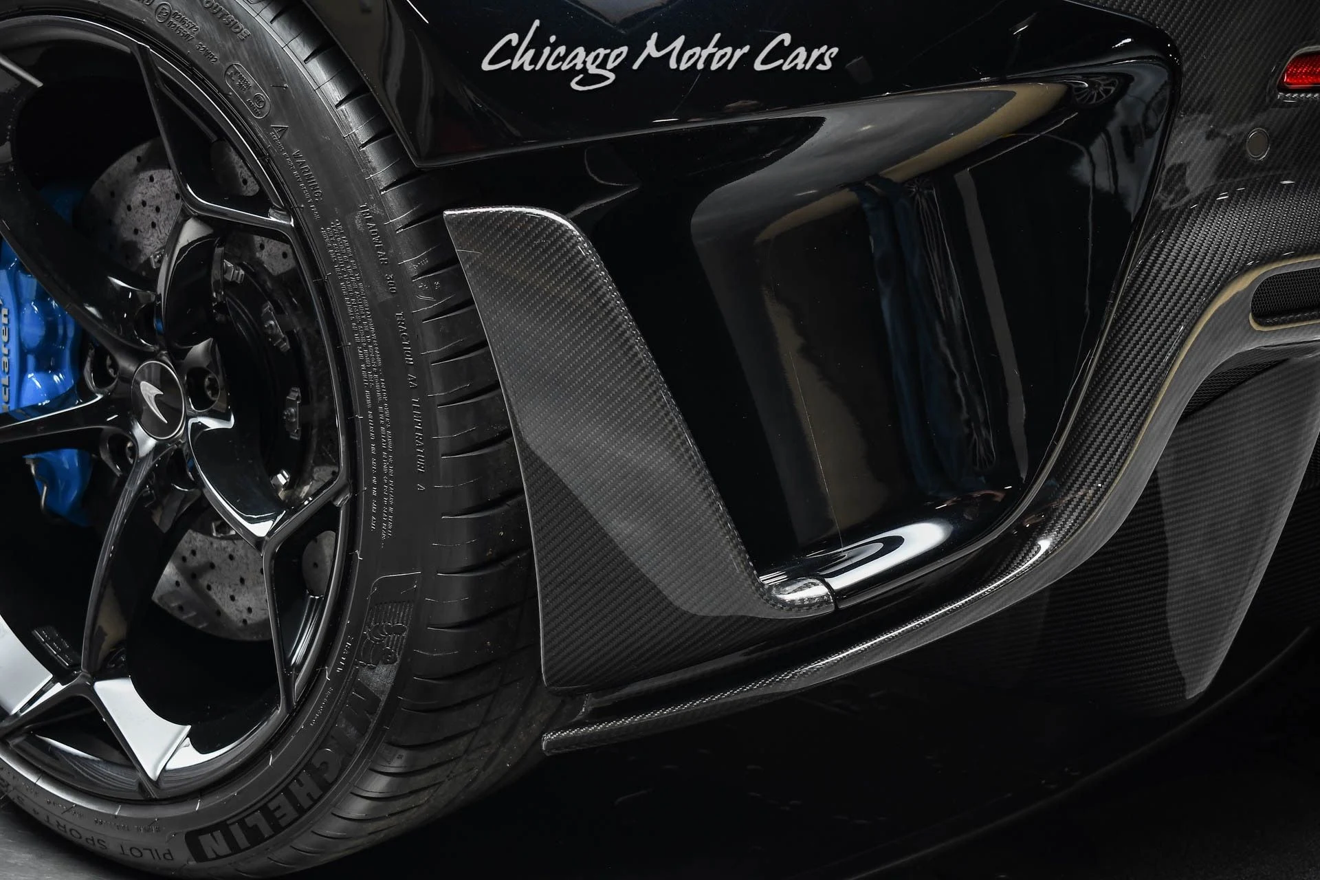 mph039_1702668660_7598_p40_l_641a85205a