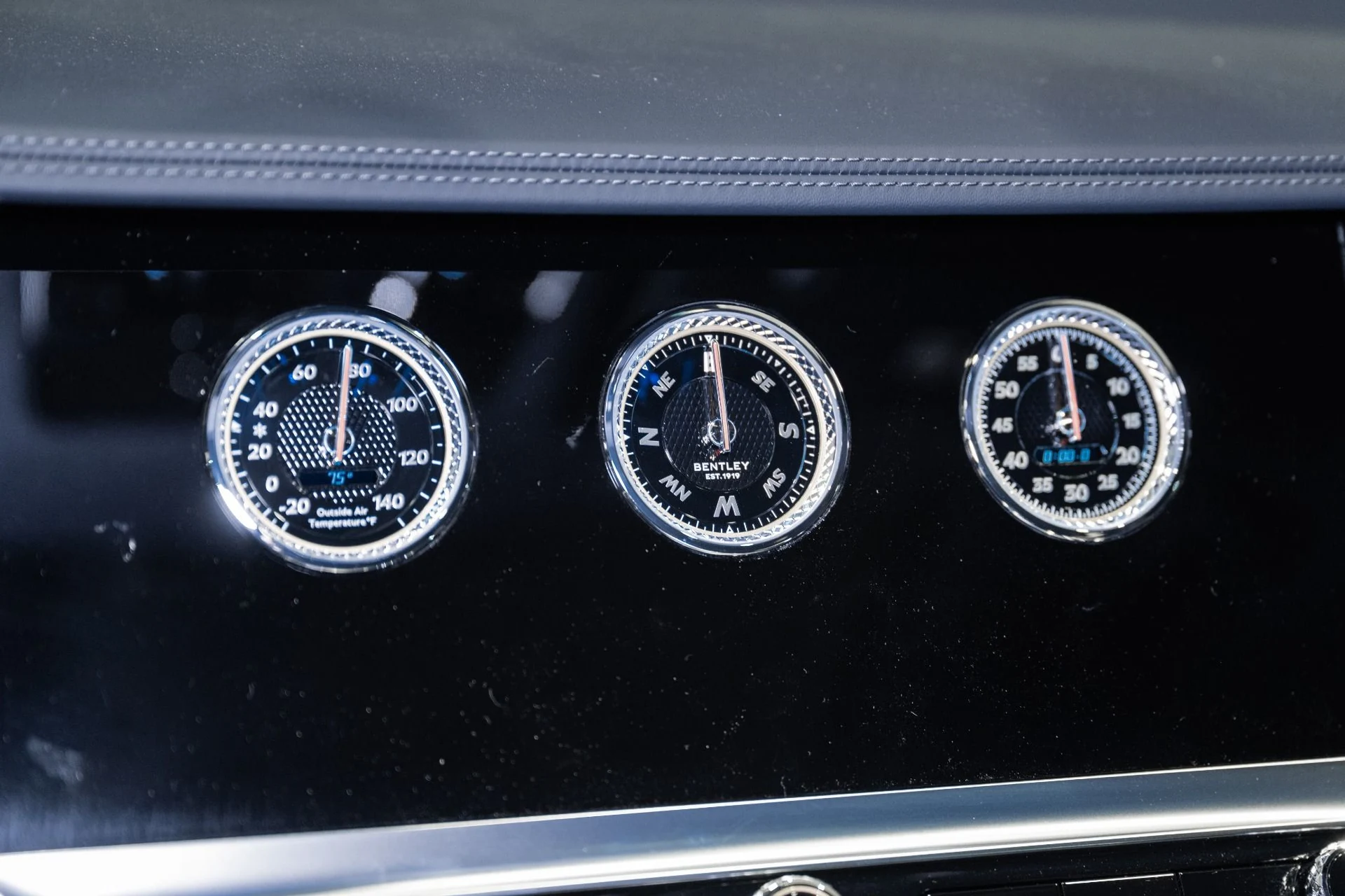 mph039_1716314943_Used_2024_Bentley_Flying_Spur_Edition_8_1777999219_efd8931a01