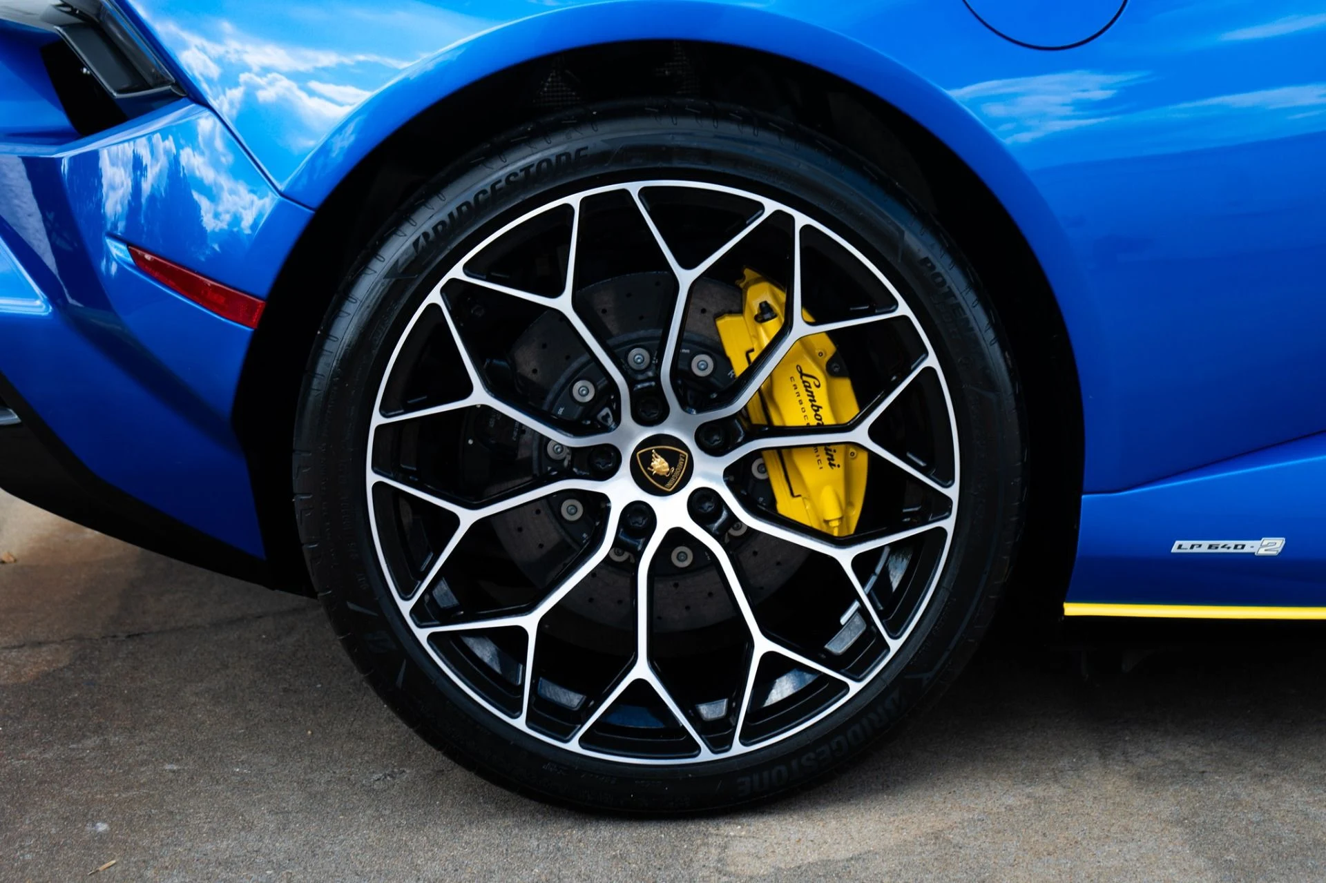 mph039_1730646967_Used_2023_Lamborghini_Huracan_Tecnica_1790706861_b78fc79984